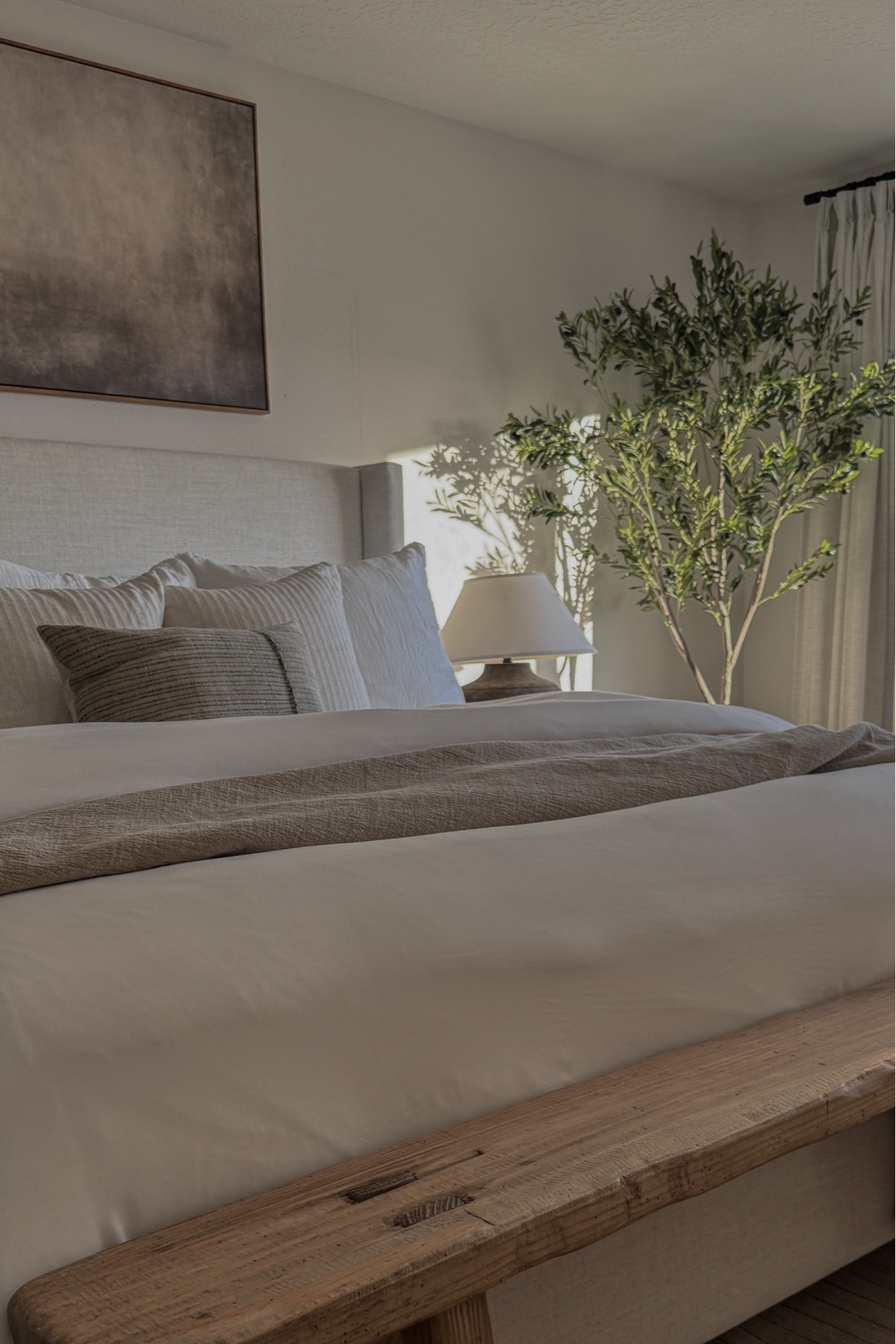 Earthy tones, cozy textures, and the perfect upholstered bed - my bedroom is truly my retreat!
This space is all about warmth and calm vibes and I couldn’t love it more!
@Wayfair #wayfair #wayfairpartner