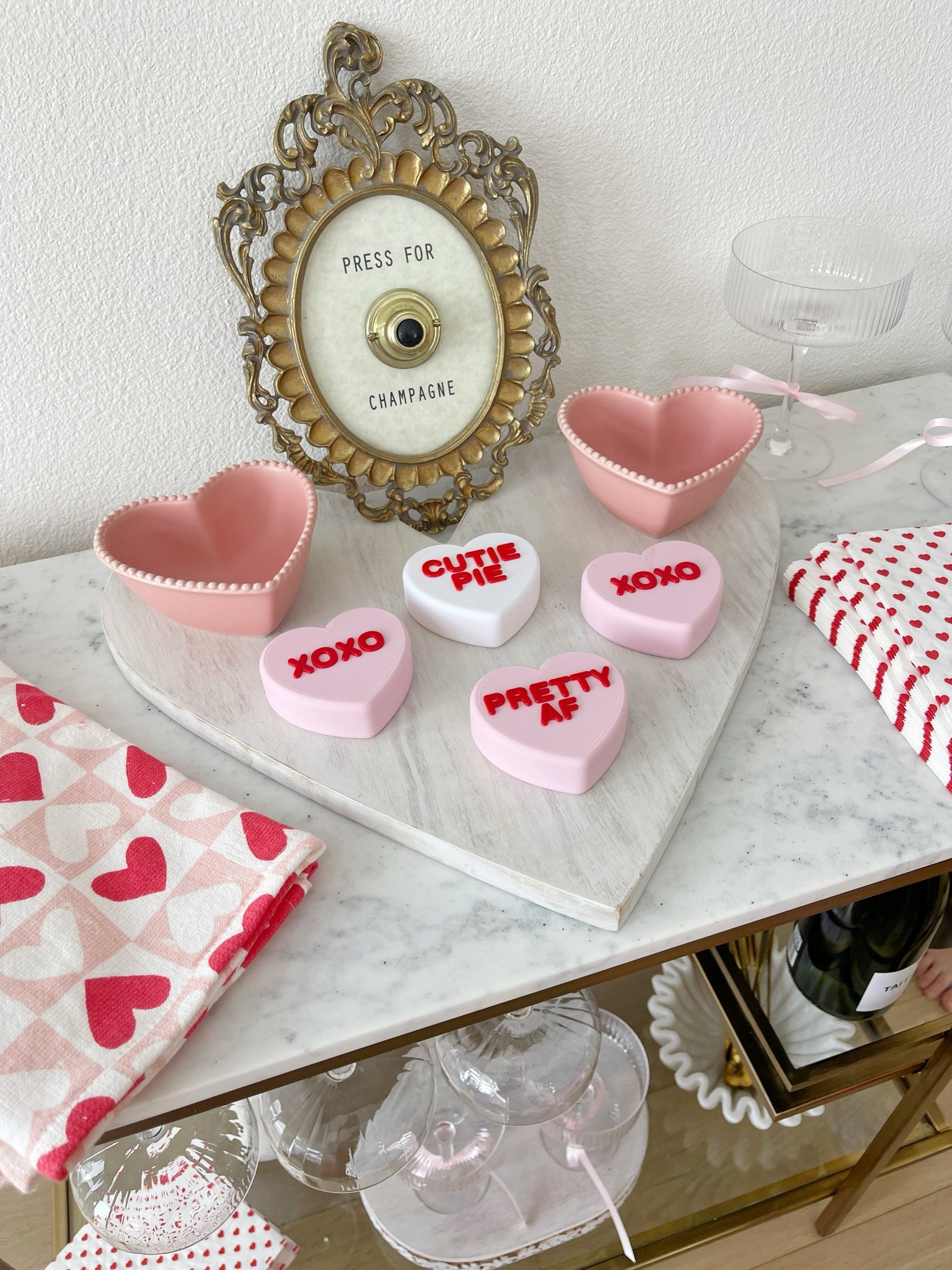 LOVE \ Valentine’s Day decor favorites❤️🥂🎀

Galentines
Party
Amazon
Target 

#LTKhome #LTKparties #LTKfindsunder50