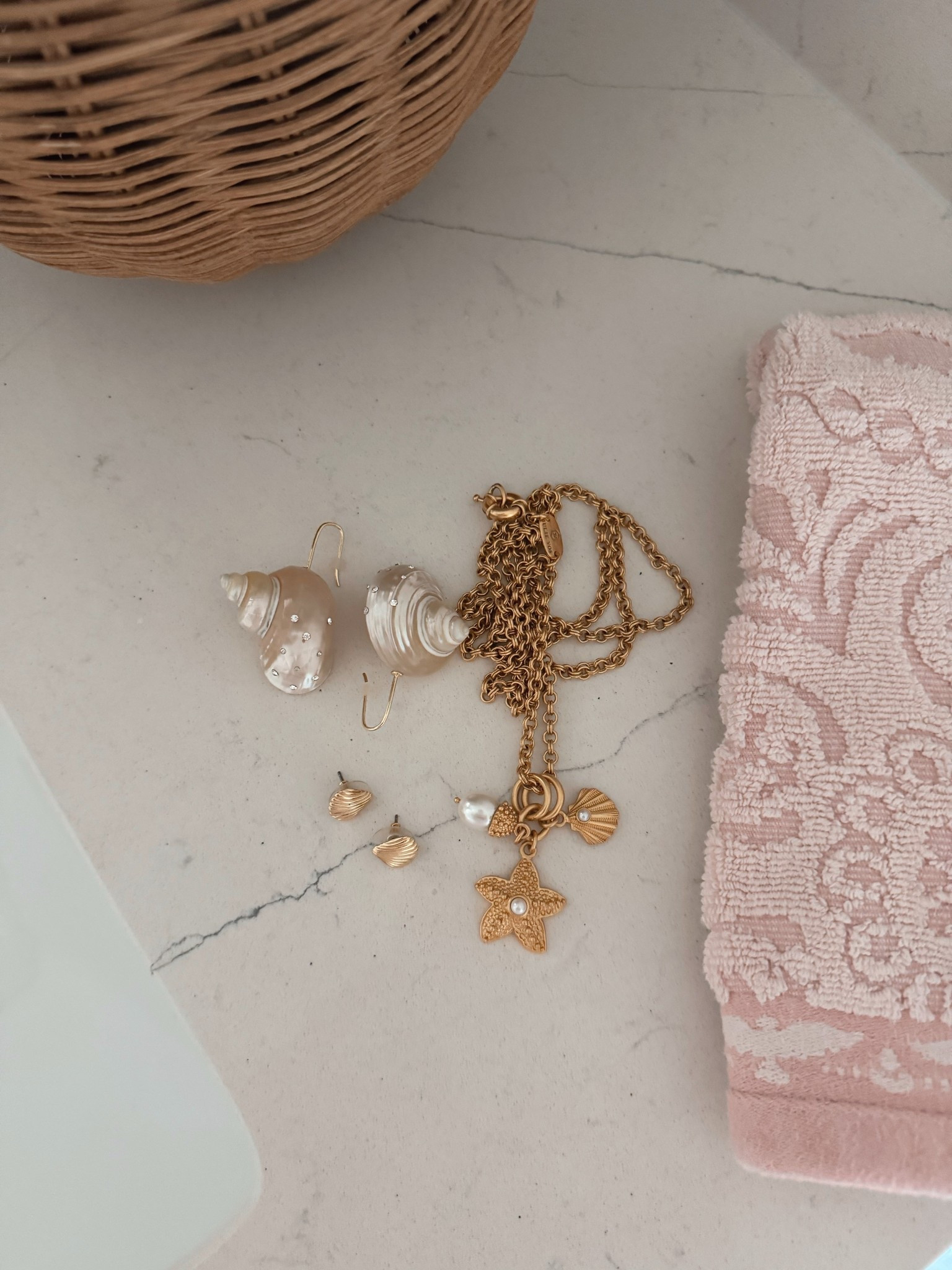 The perfect coastal summer jewelry accessories - the earrings are a part of the LTK EXCLUSIVE IN APP SALE! They make such a statement. 

LTK SALE

#LTKSaleAlert #LTKFindsUnder100 #LTKSummerEdit