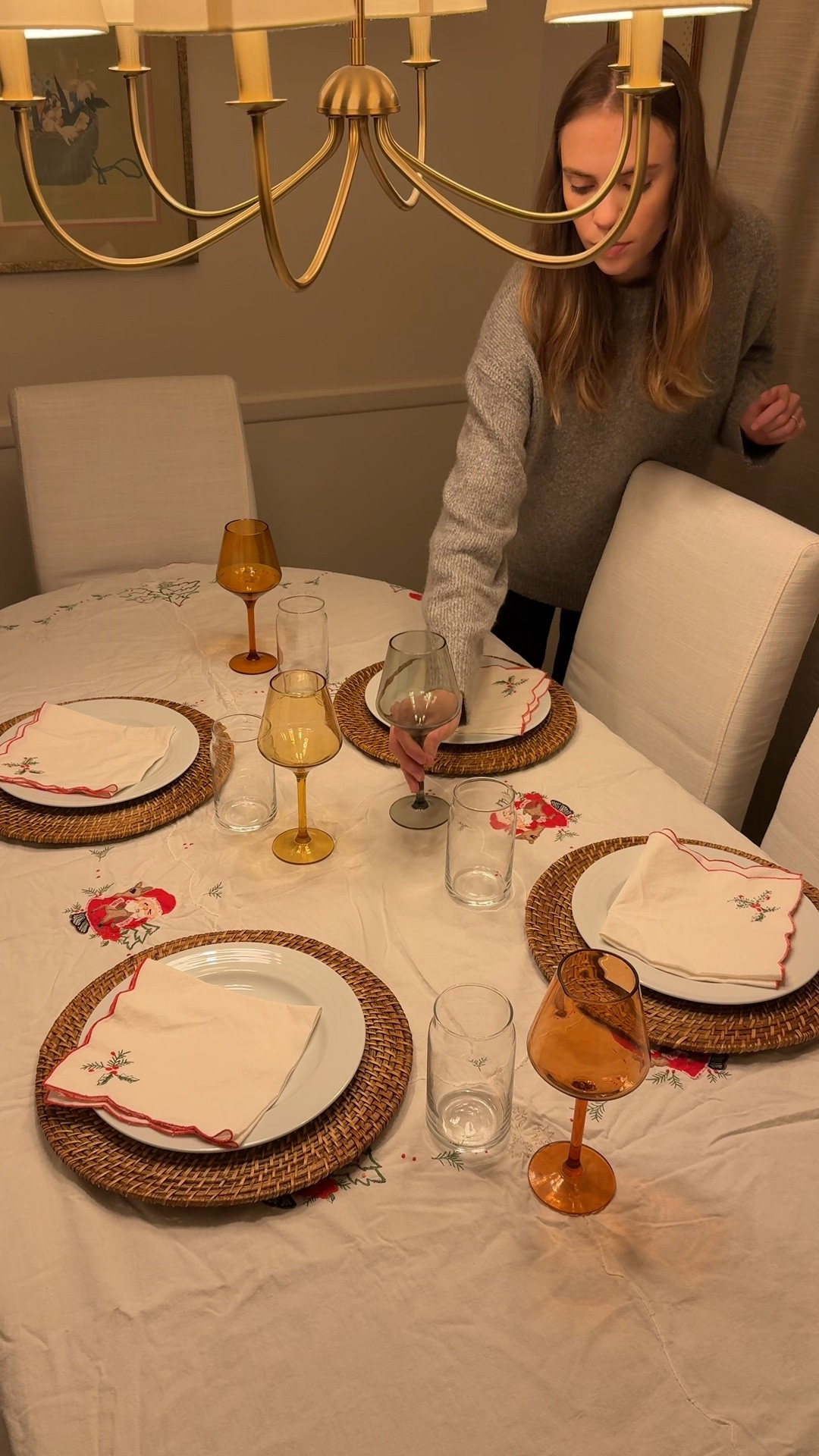 Christmas table scape! 

#LTKHoliday #LTKHome #LTKSeasonal