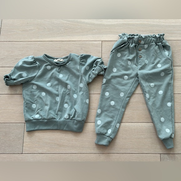 Jessica Simpson green and poke a dot jogger set | Poshmark