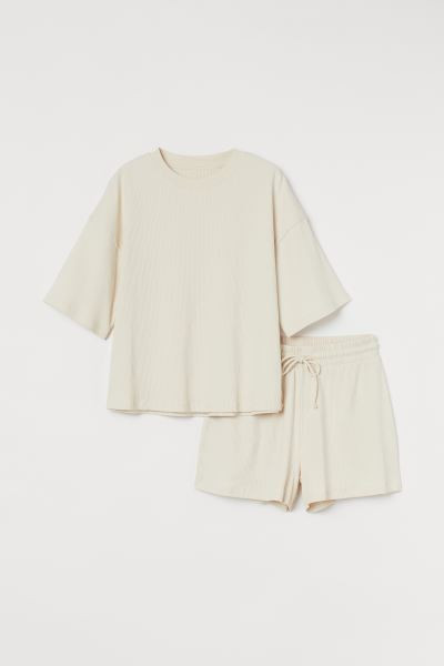 Pajama T-shirt and shorts in ribbed jersey. Oversized T-shirt with a ribbed neckline and heavily ... | H&M (US + CA)