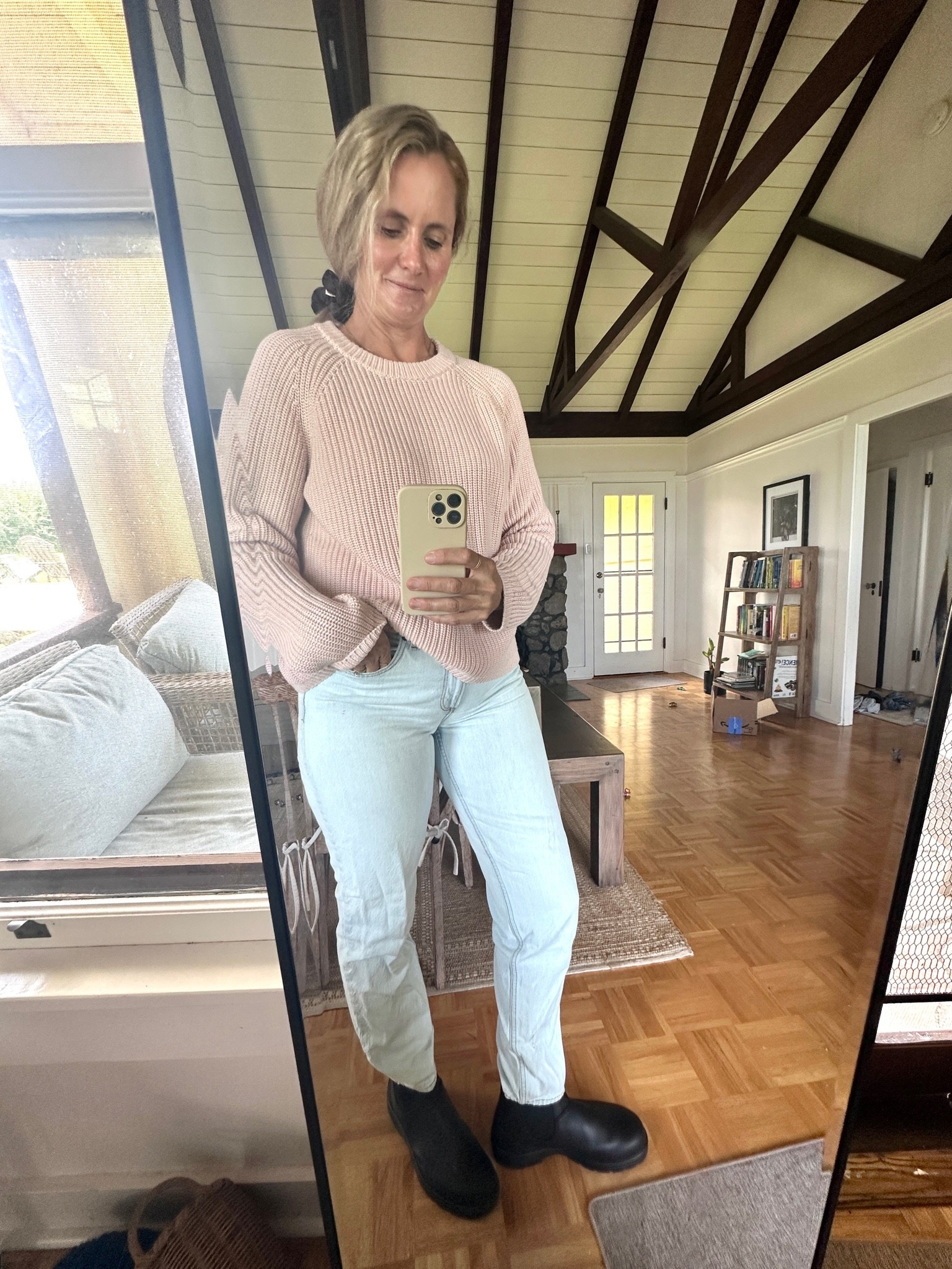 Spring sweater with jeans

#LTKmomlife #LTKSeasonal #LTKOver40