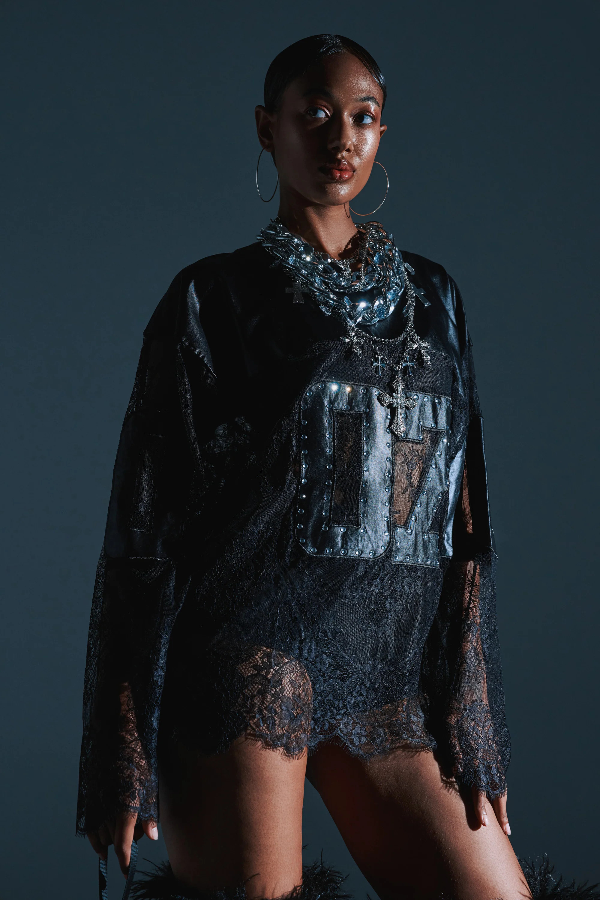 SHOW OFF LACE JERSEY TOP | AKIRA