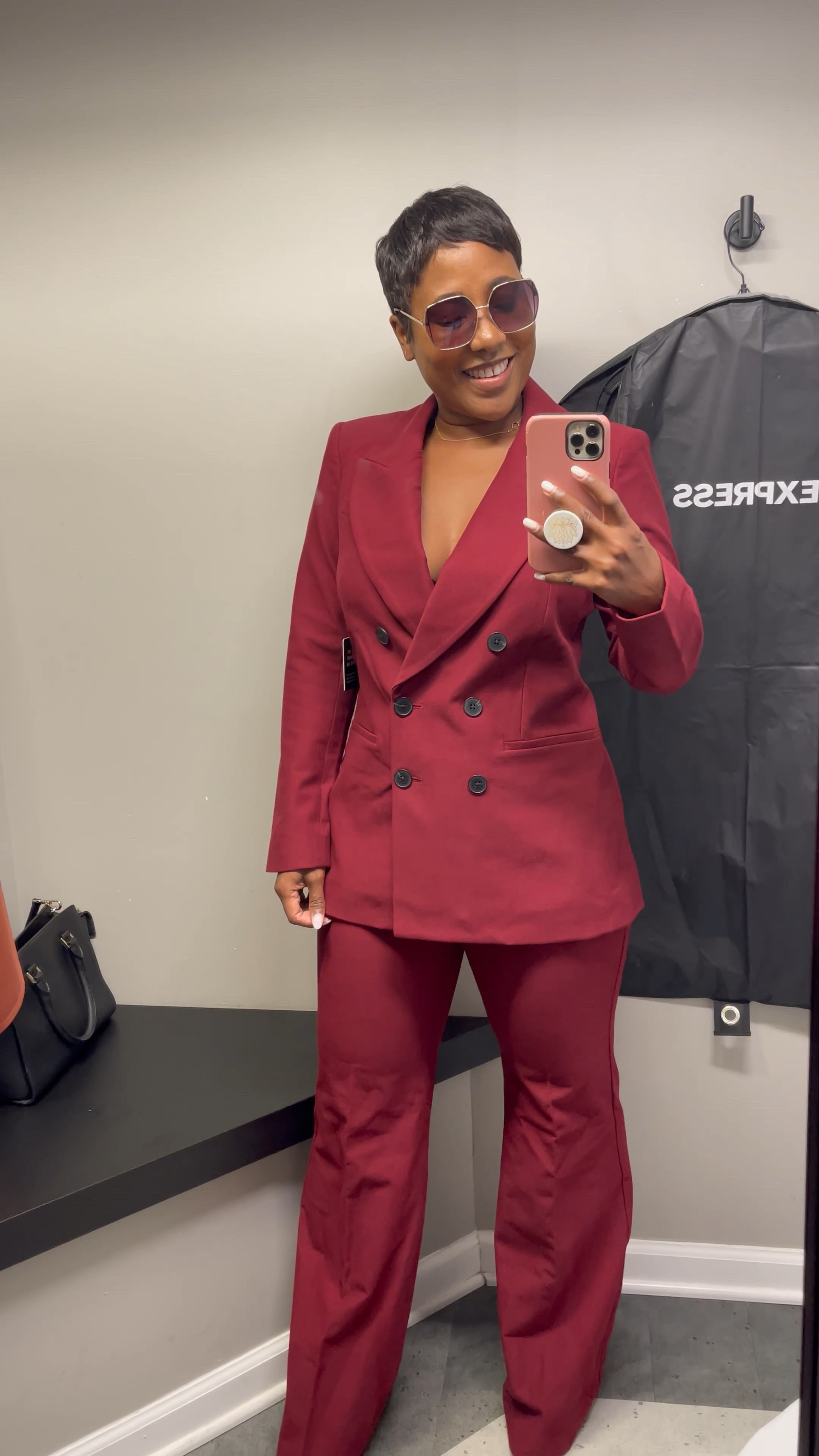 Red suit red blazer red flare leg pants 

#LTKSeasonal #LTKSale