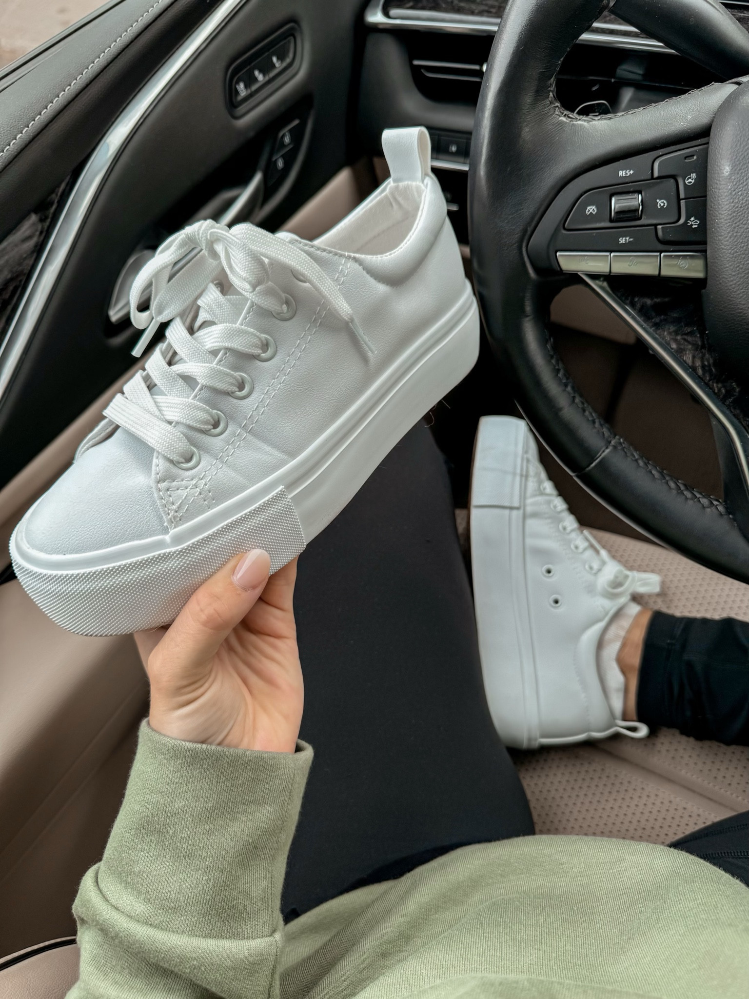 I cannot believe how comfortable these $20 shoes are!! 🤯 I got them on Amazon, seriously so impressed with the quality for such an incredible price! Women’s shoes, white sneakers, affordable fashion, come stay awhile, Amanda Vernaci 🤍

#LTKShoeCrush #LTKFindsUnder50