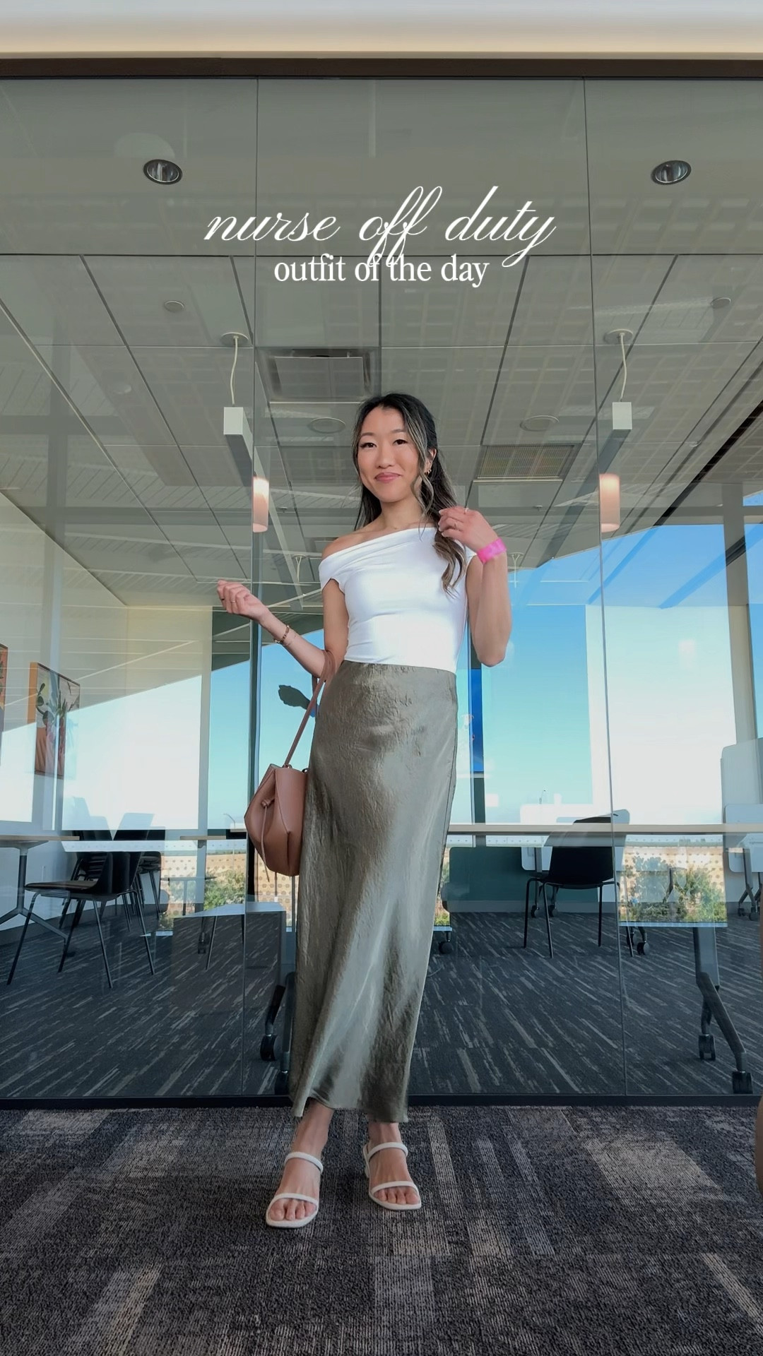 summer outfit of the day 🤍

#aritzia #outfitoftheday 