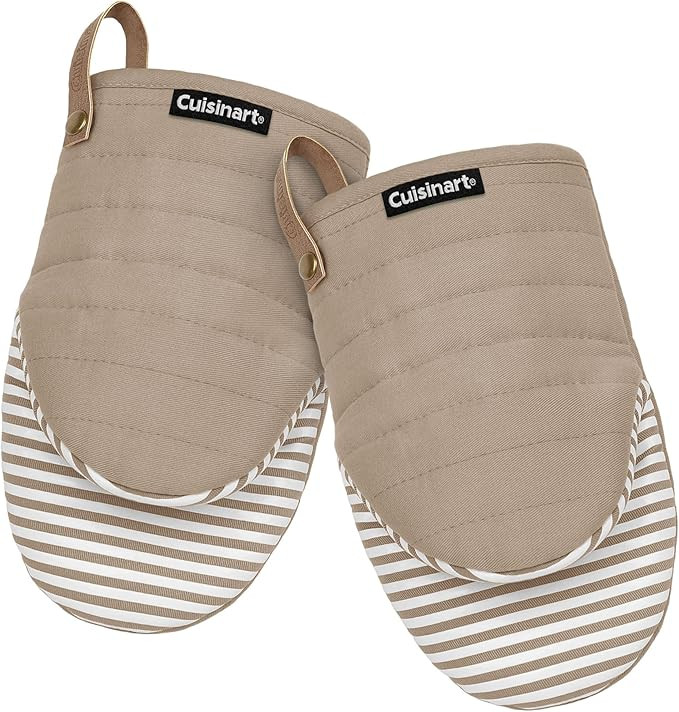 Cuisinart Mini Oven Mitts – 5.5” x 8” Heat-Resistant Kitchen Mitts for Oven with Non-Slip P... | Amazon (US)