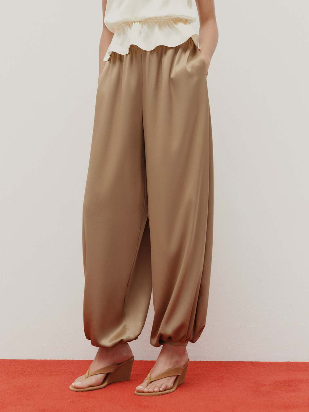 Aven Satin Pant | Reformation (Global)