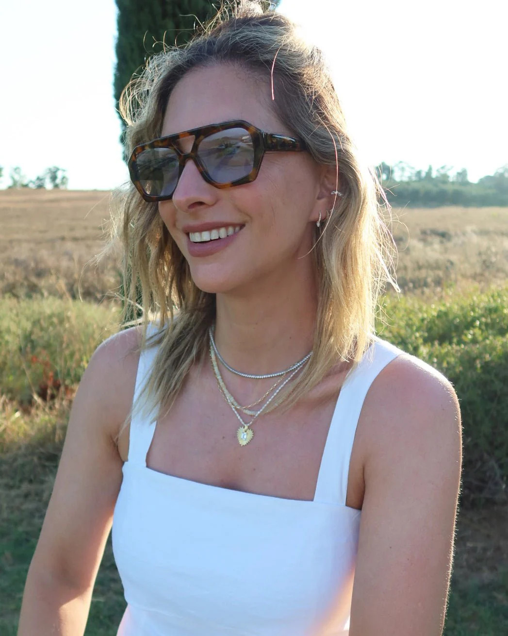 sonya heart charm pearl necklace

                      -

                      $128 | Cupcakes and Cashmere