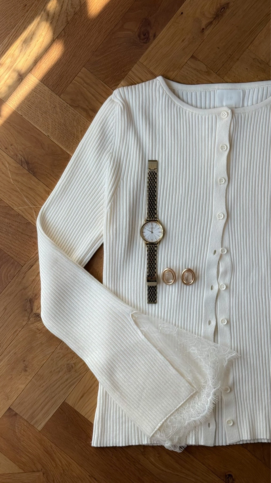 Lace sleeve cardigan new in 🤍✨