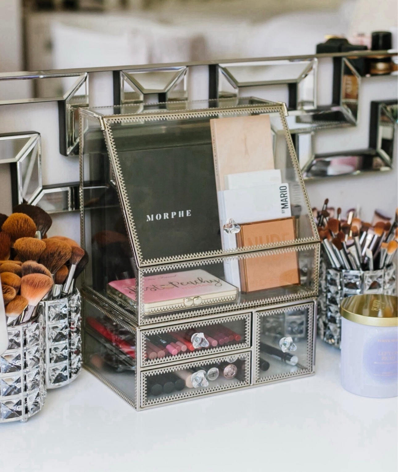 Makeup Organization And Storage ✨

makeup organization // makeup organizer // makeup brushes // makeup vanity // makeup storage // vanity table

#LTKFindsUnder50 #LTKFindsUnder100 #LTKBeauty