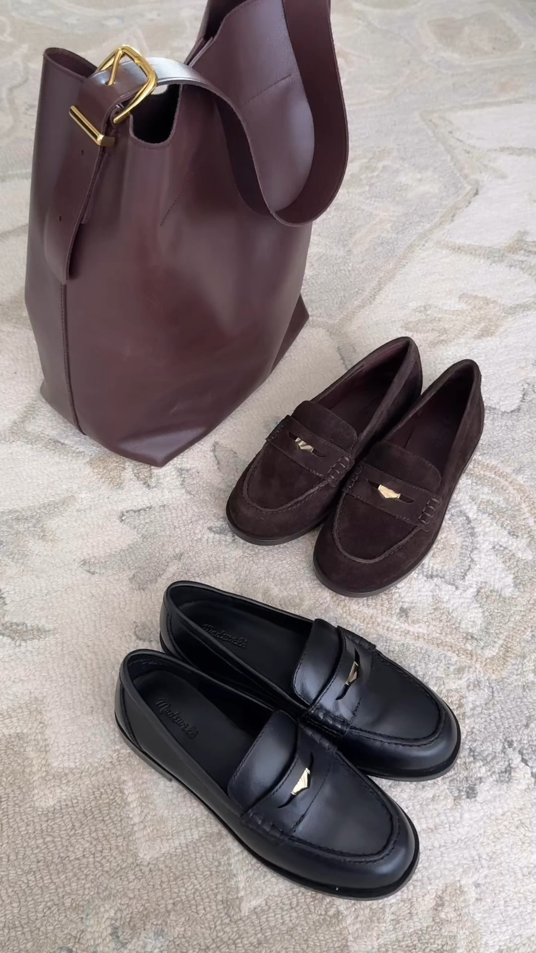 Madewell 30% off sitewide! (Exclusions apply)

Penny Loafers size 5, metal piece is magnetic and removable

Also linked some other items I love included in sale 

@madewell #madewellpartner #ad #madewell

#LTKSaleAlert #LTKFallSale #LTKShoeCrush