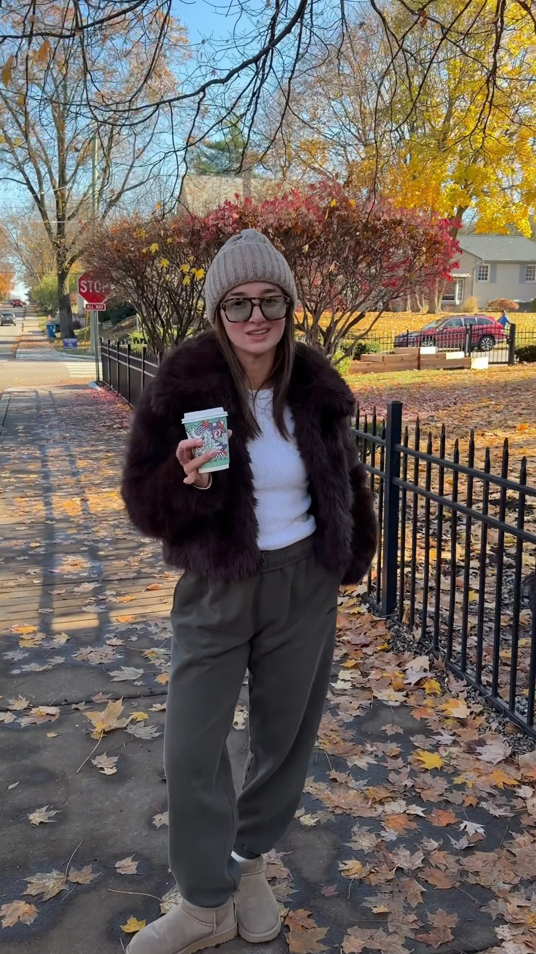 XS jacket (correct jacket is linked, this color is sold out) and small sweatpants!