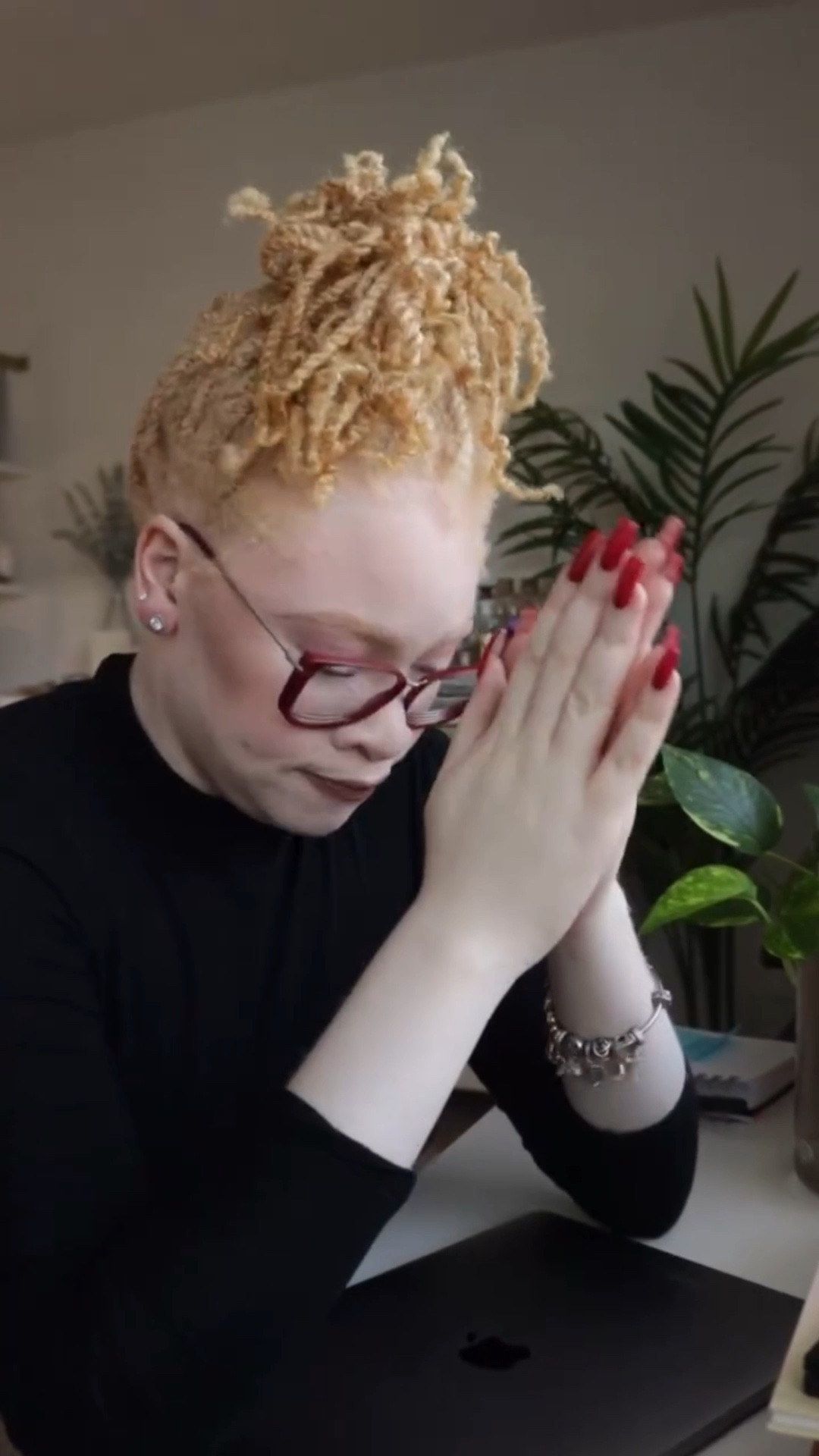 This is how wedding planning is going 👀😂
.
#wedding #weddingplanning #weddingplanner #2026bride #2027bride

#LTKWedding #LTKdayinmylife #LTKSeasonal