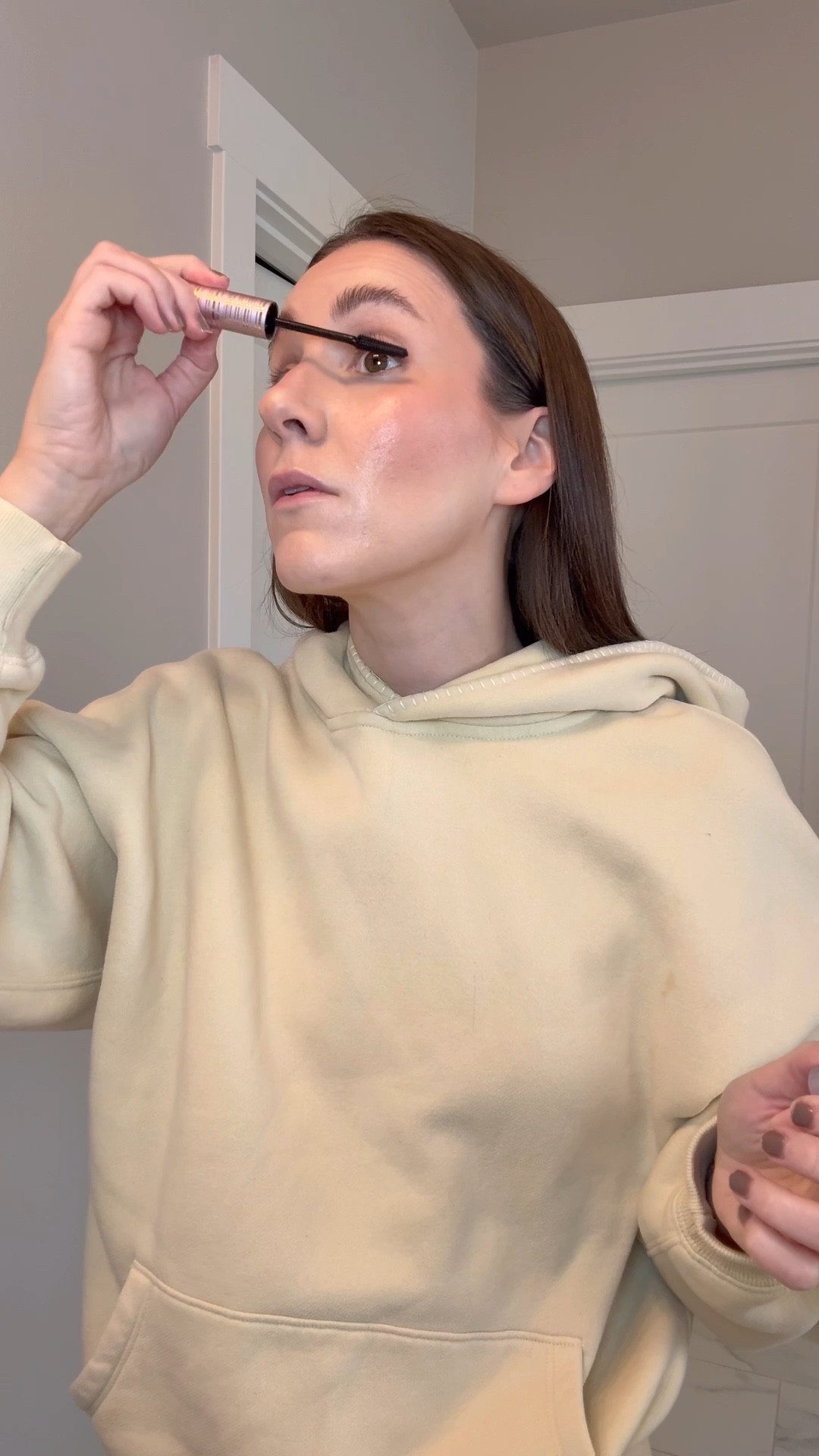 Two of my absolute favorites are 35% off with free shipping!!! I’ve tried so many mascaras, but ALWAYS go back to the tartelette tubing mascara. It’s lengthens, is not clumping and does not flake throughout the day!!! Plus it comes off so easy when washing your face! I’m also obsessed with @Tarte juicy lips! They are moisturizing, glossy and long lasting

Tarte faves, makeup, mascara 

#LTKBeauty #LTKSpringSale