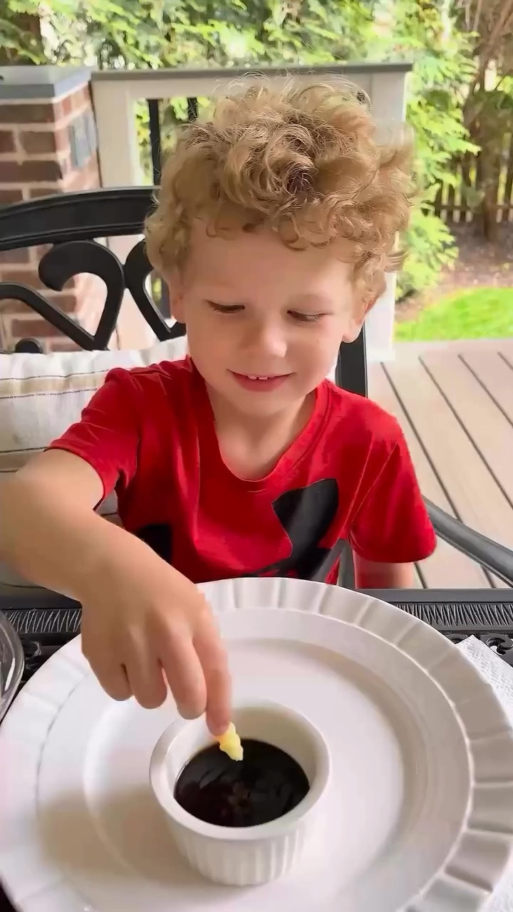 My kids are VERY opinionated about sauces and somehow this passed the test immediately.

We tried @buyblackcavern — the “un-ketchup” ketchup alternative and this was not the reaction I expected 😂

No tomatoes. No high fructose corn syrup. Just a super flavorful sauce we’ve been putting on fries, burgers, steak & more. 🍔 🍟🥩 

Use my code DENISEBC10 for 10% off 🖤
Link in bio!

#blackcavern #buyblackcavern #blackcavernketchup #ketchupalternative #antiketchup