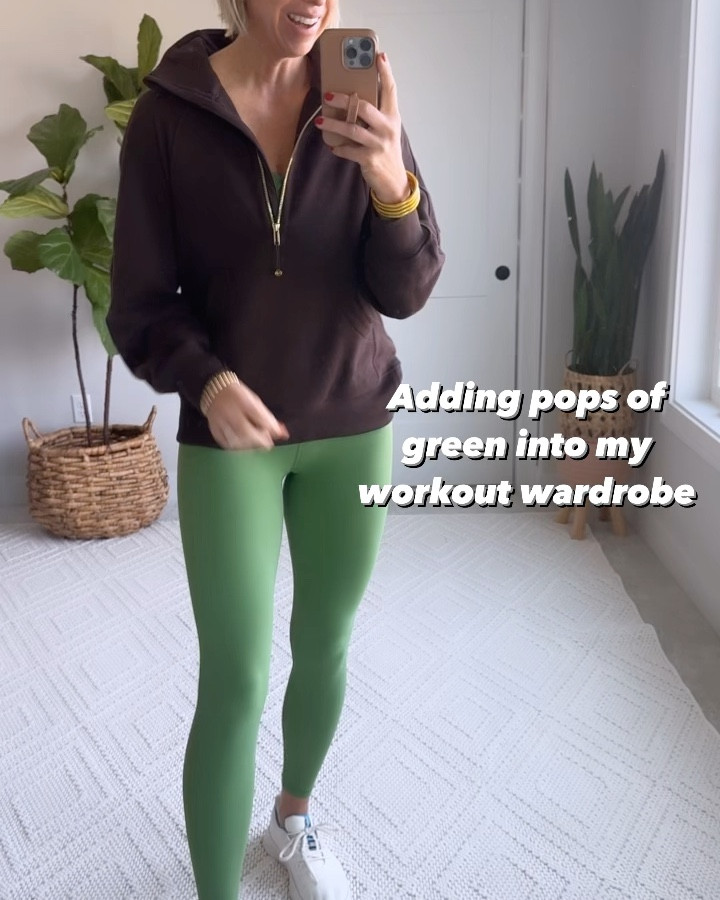 I’m loving adding pops of green into my workout wardrobe!! 

These high rise leggings are so buttery soft + figure flatting! I’m wearing my tts small tall in the pants (I’m 5’10) and small in the top

Size xs/s in the oversized pullover 

#LTKover40 #LTKVideo #LTKfitness