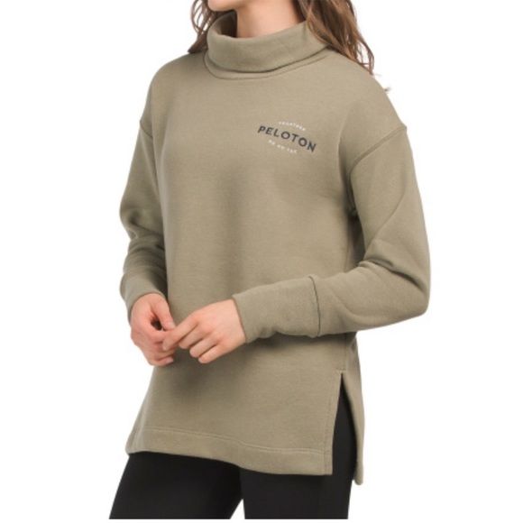 NWT Peloton Funnel Neck Pullover Sweatshirt | Poshmark