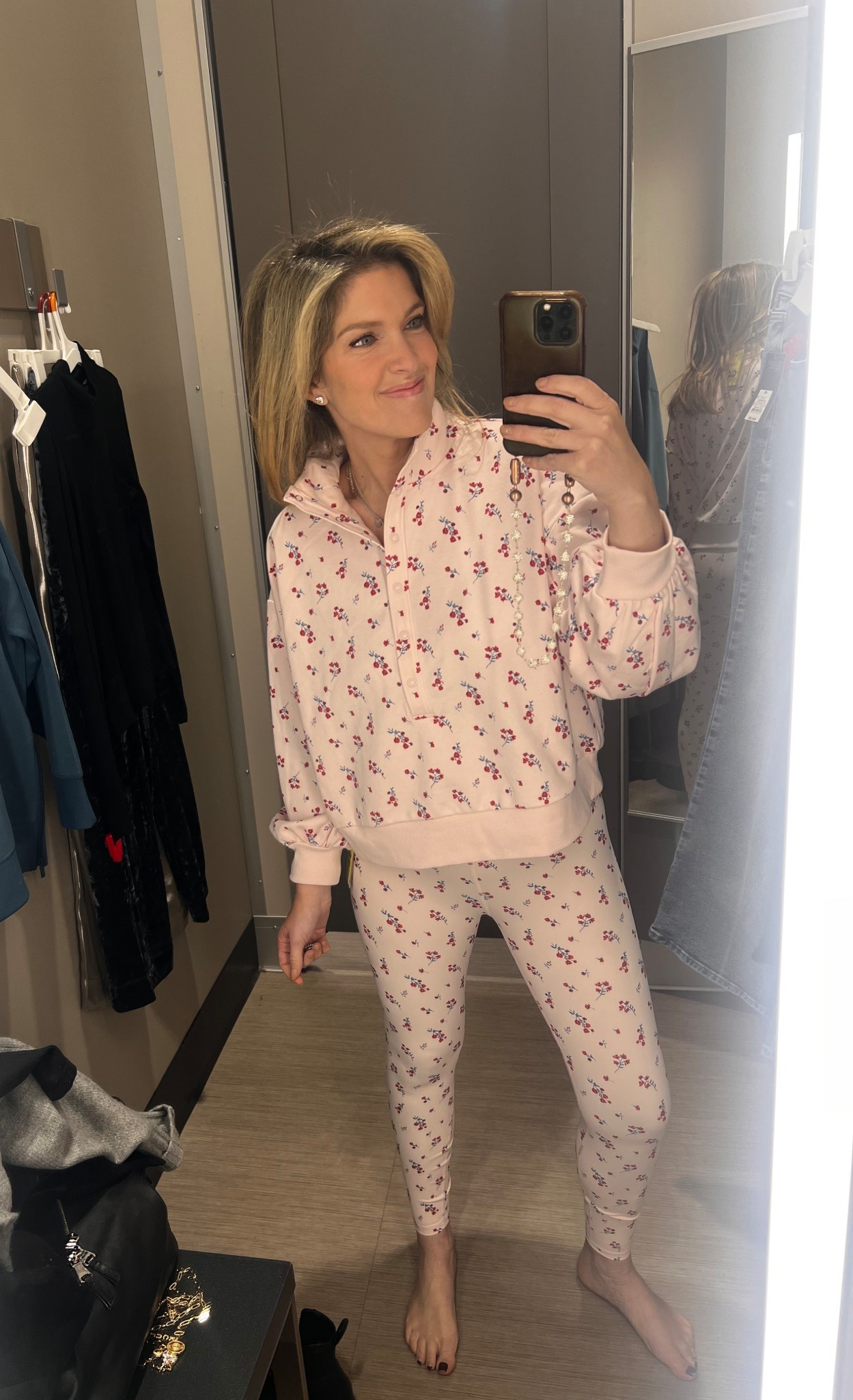 The cutest set is now online! Comment “SET” to shop 

#LTKGiftGuide #LTKActive #LTKSeasonal