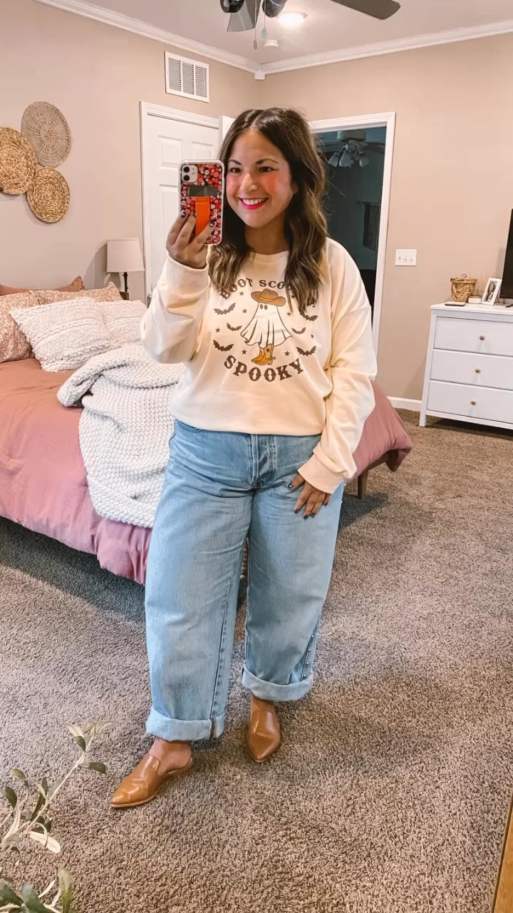 Boot scootin’ spooky! 👻

mules: fit true to size // wearing a 5
pants: fit true to size // wearing a 14
crewneck: fits true to size // wearing an XL

#LTKFindsUnder100 #LTKFindsUnder50 #LTKStyleTip