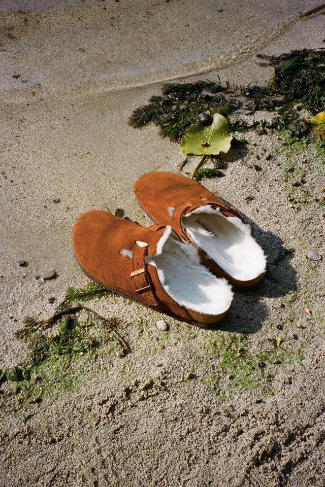Birkenstock Boston Shearling Lined Clog | Urban Outfitters (US and RoW)