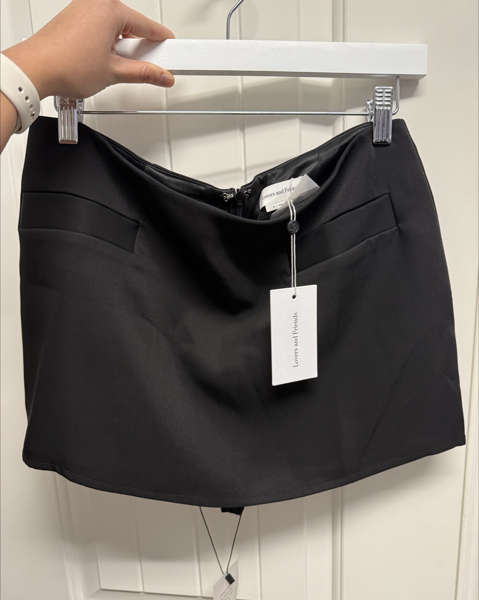 Black skort size M

#LTKSaleAlert #LTKootd #LTKTravel