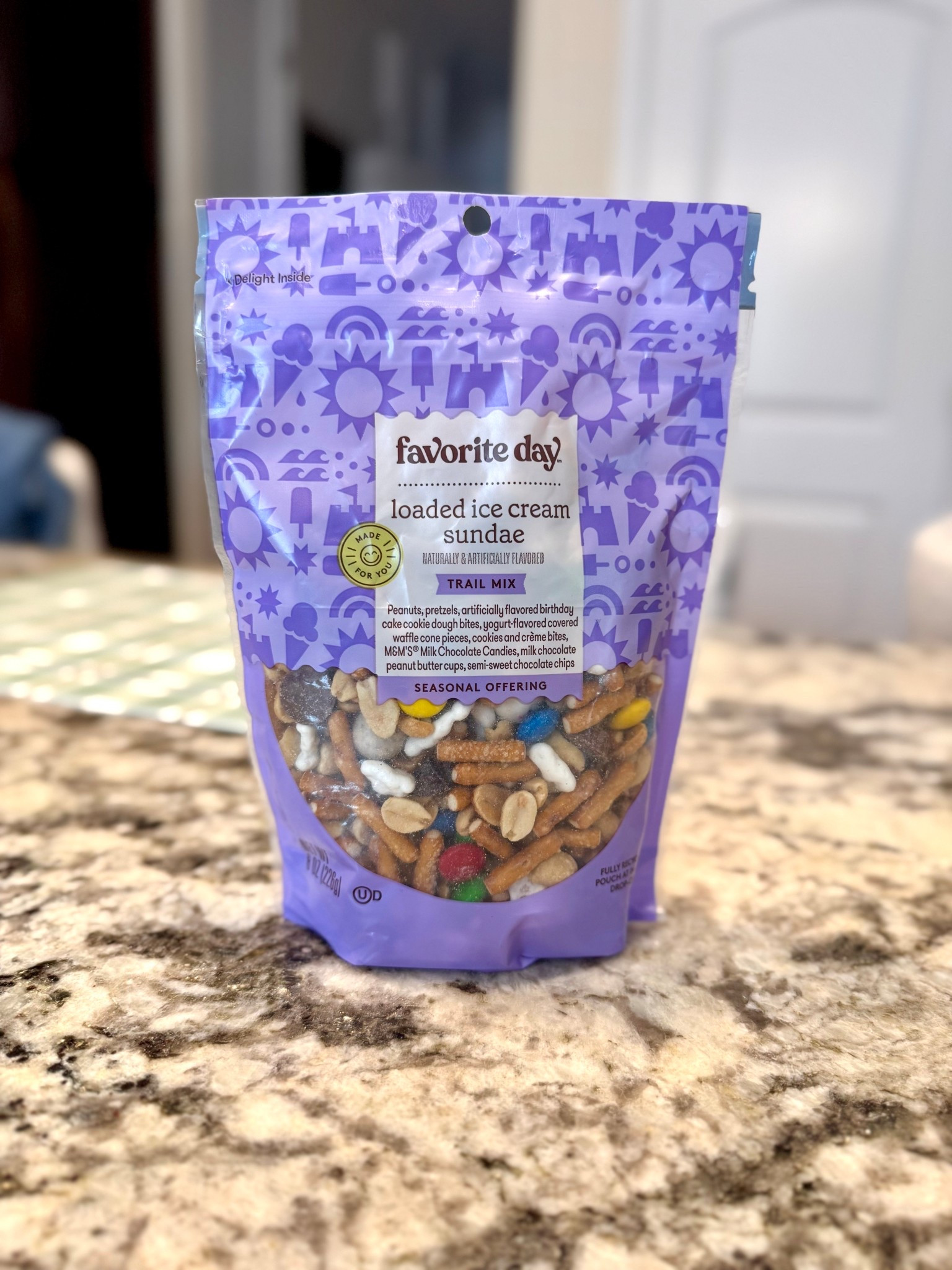 New target favorite day loaded ice cream sundae trail mix ￼

Snacks. Seasonal. Kids. Lunch.

#LTKfoodie #LTKSeasonal