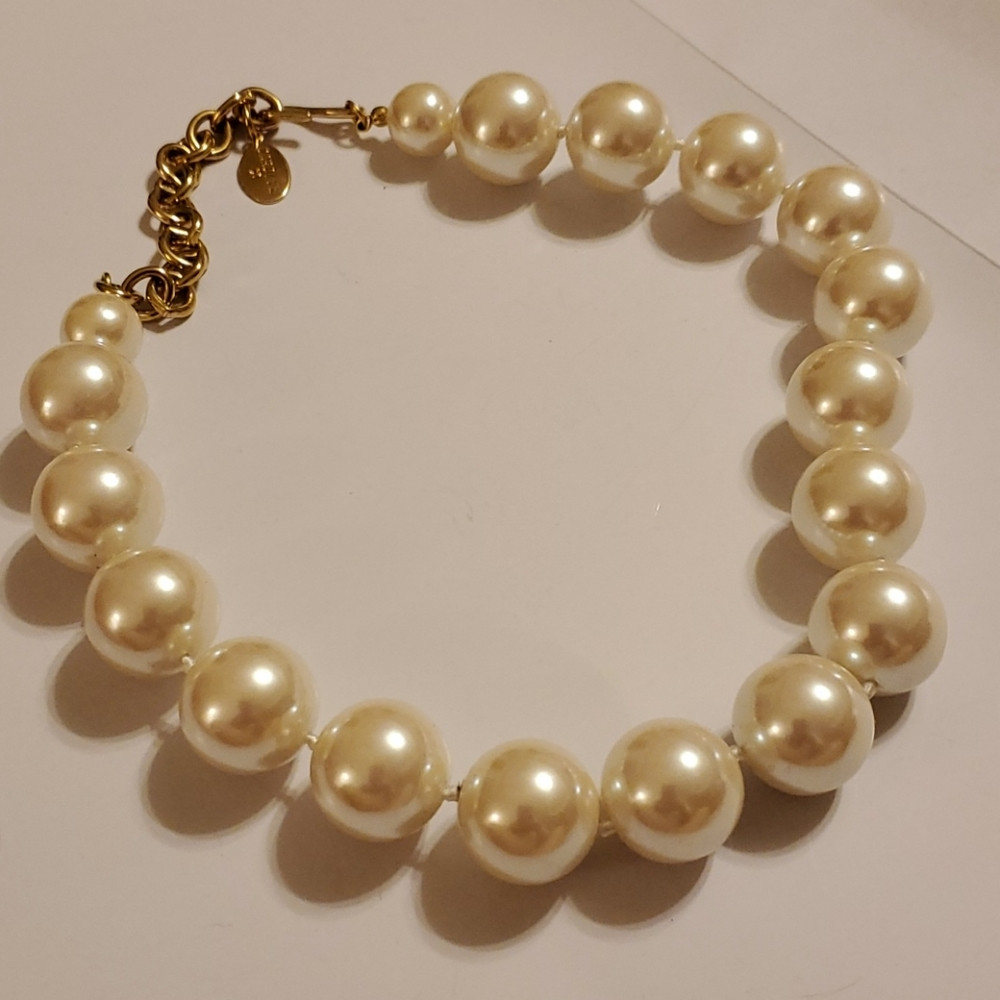 Carolee Pearl Necklace, 18 ",Creamy Lustre Pearls | Poshmark