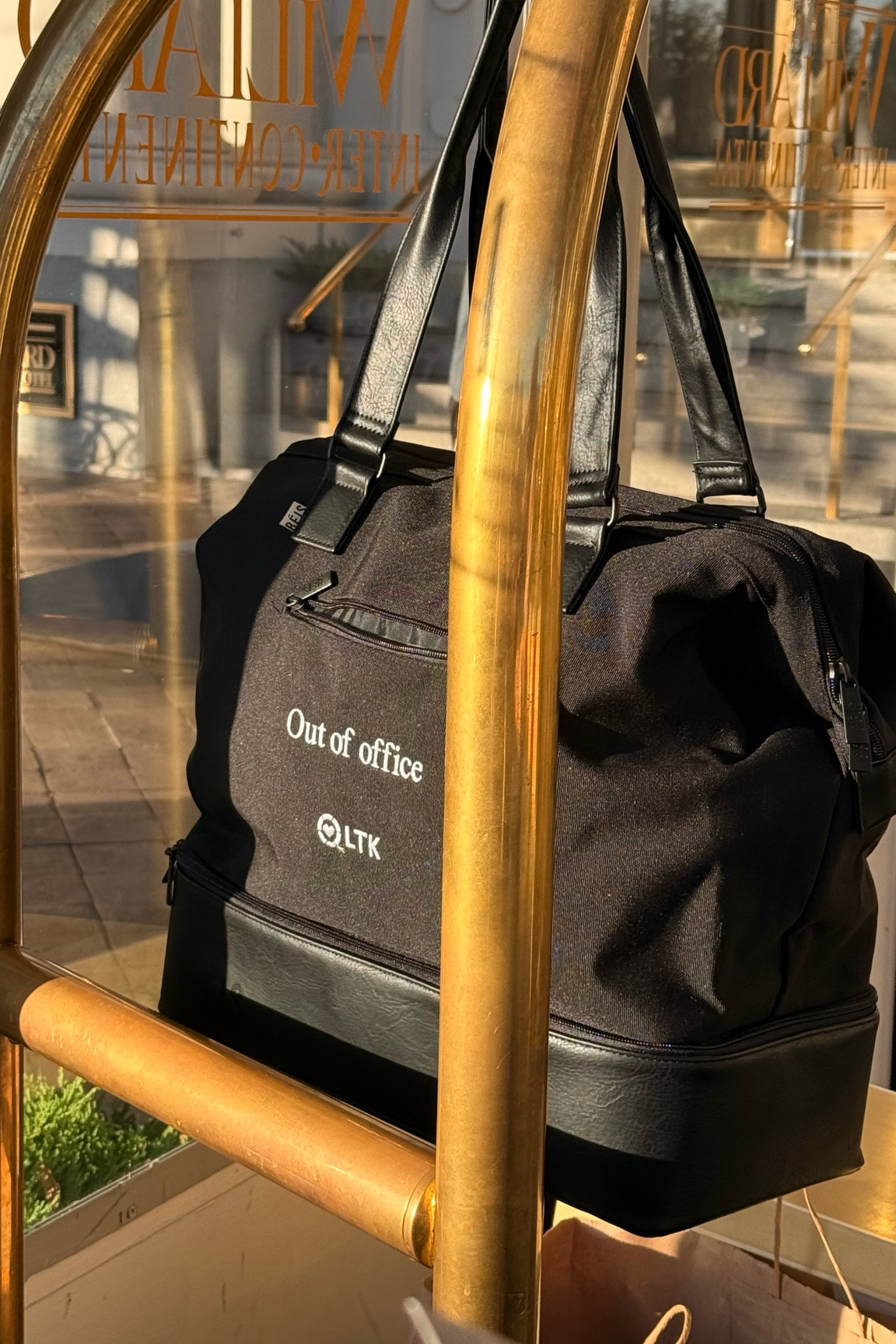 My Beis weekender bag is now on sale,  available in 9 colors! It fits A LOT. I use it every time when I travel for the weekend and also that car be used as a carry on or personal item bag!

travel essentials, travel bag, weekender bag, spring break

#LTKTravel #LTKFindsUnder100 #LTKSaleAlert