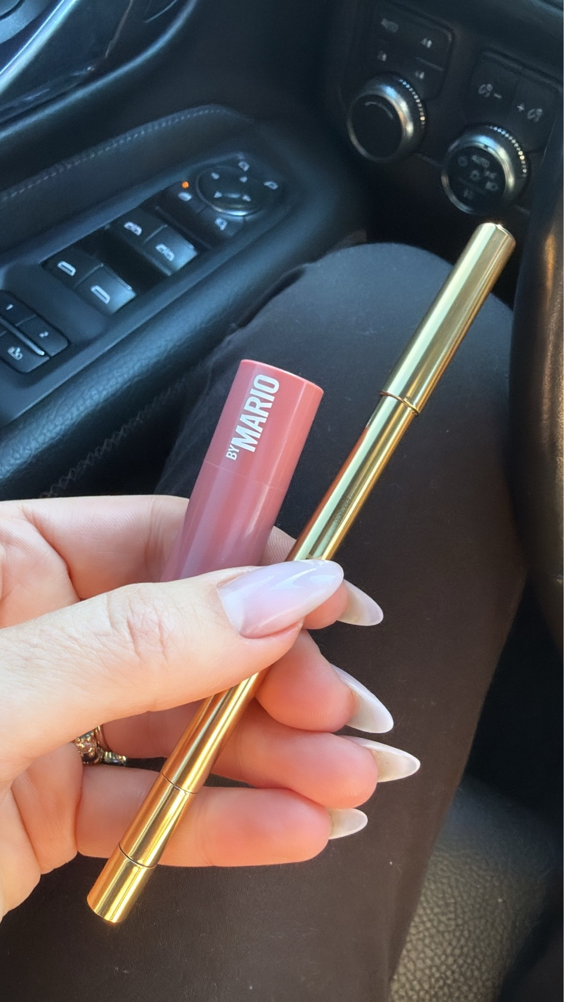 Summer lip combo

#LTKselfcare #LTKBeauty
