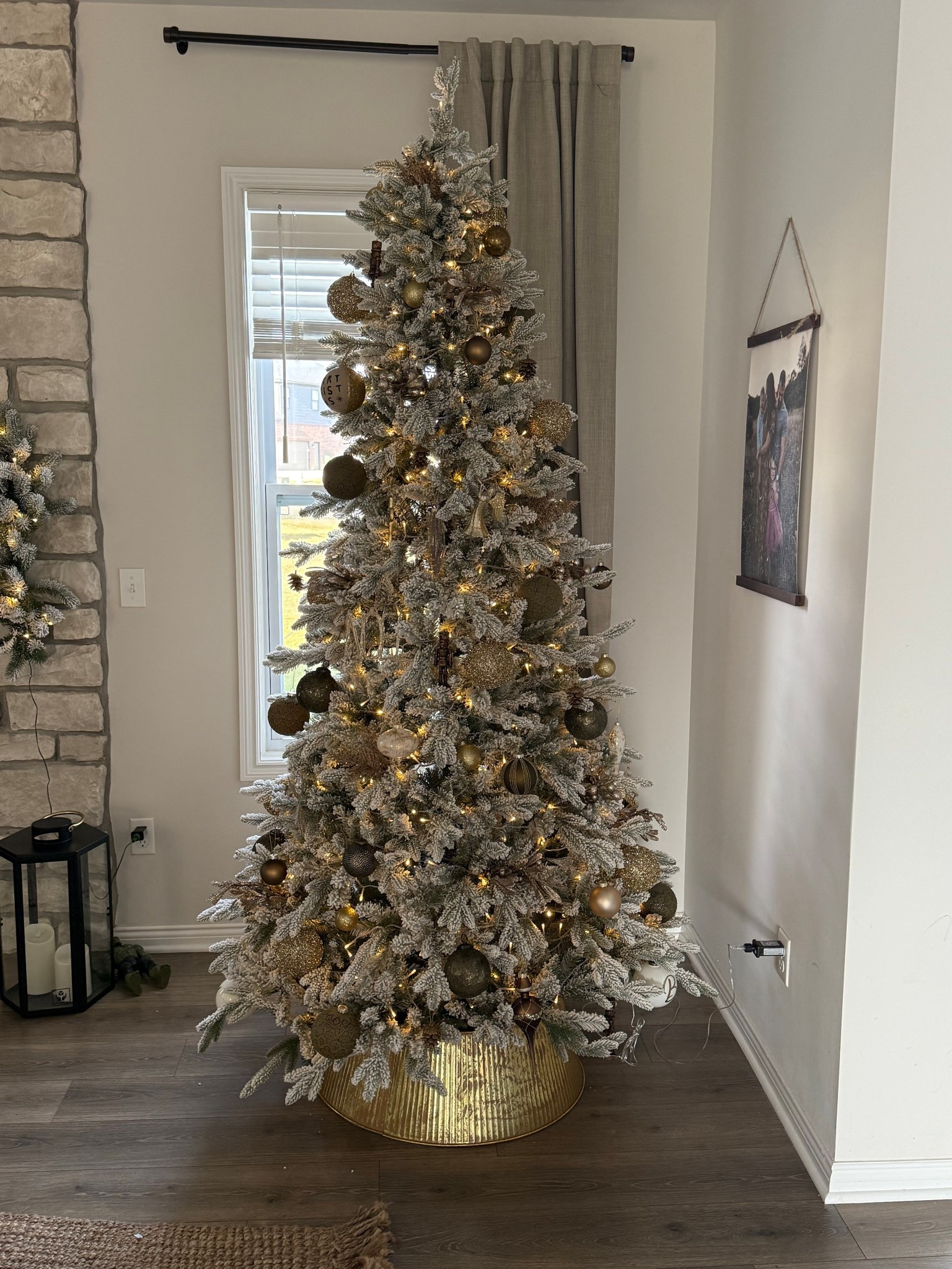 All our tree details and my faves listed here!

#LTKGiftGuide #LTKHoliday #LTKHome
