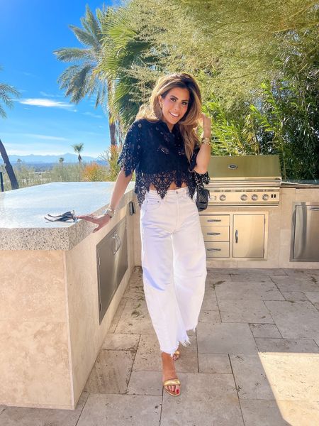 Wearing size small in top, size 24 in jeans! 

Horseshoe Jeans, lace top, white jeans, gold heels, casual outfit idea, what to wear in Scottsdale, Gianvito Rossi, vacation outfit, Chanel bum bag, emily Ann gemma