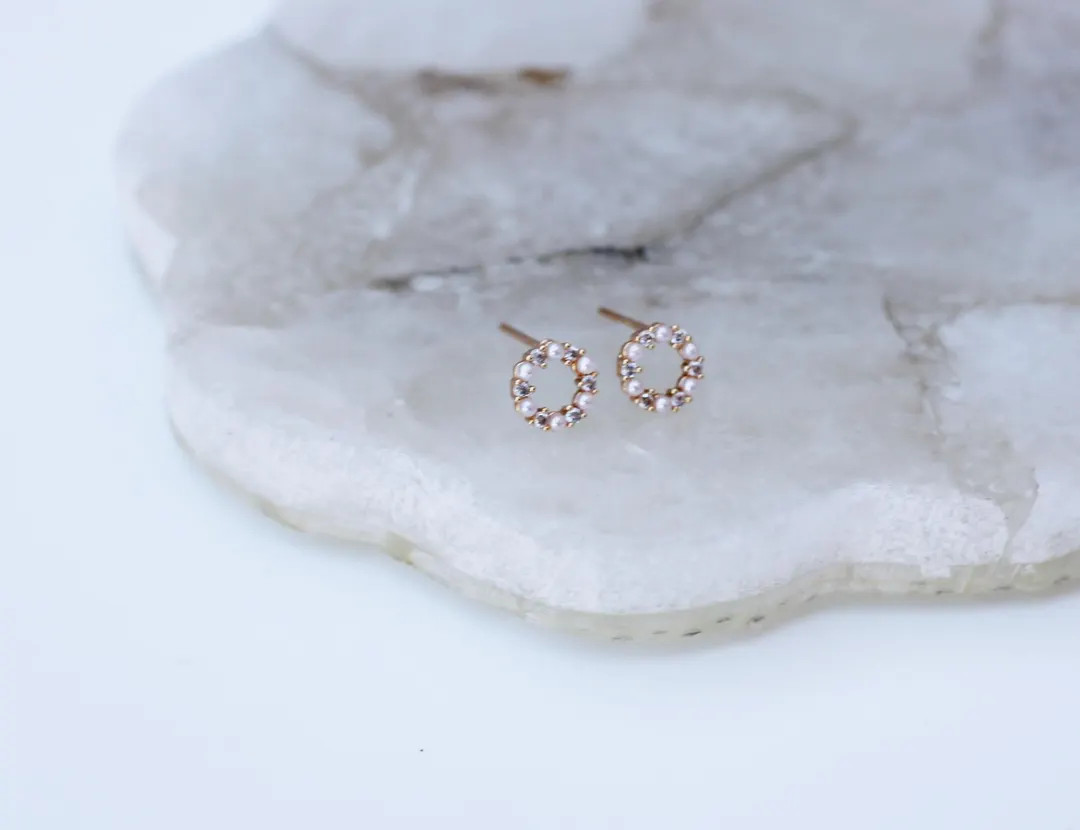 Crystal Pearl Earrings | Stud Earrings | Dainty Pearl Earrings | Round Stud Earrings | Crystal St... | Etsy (US)