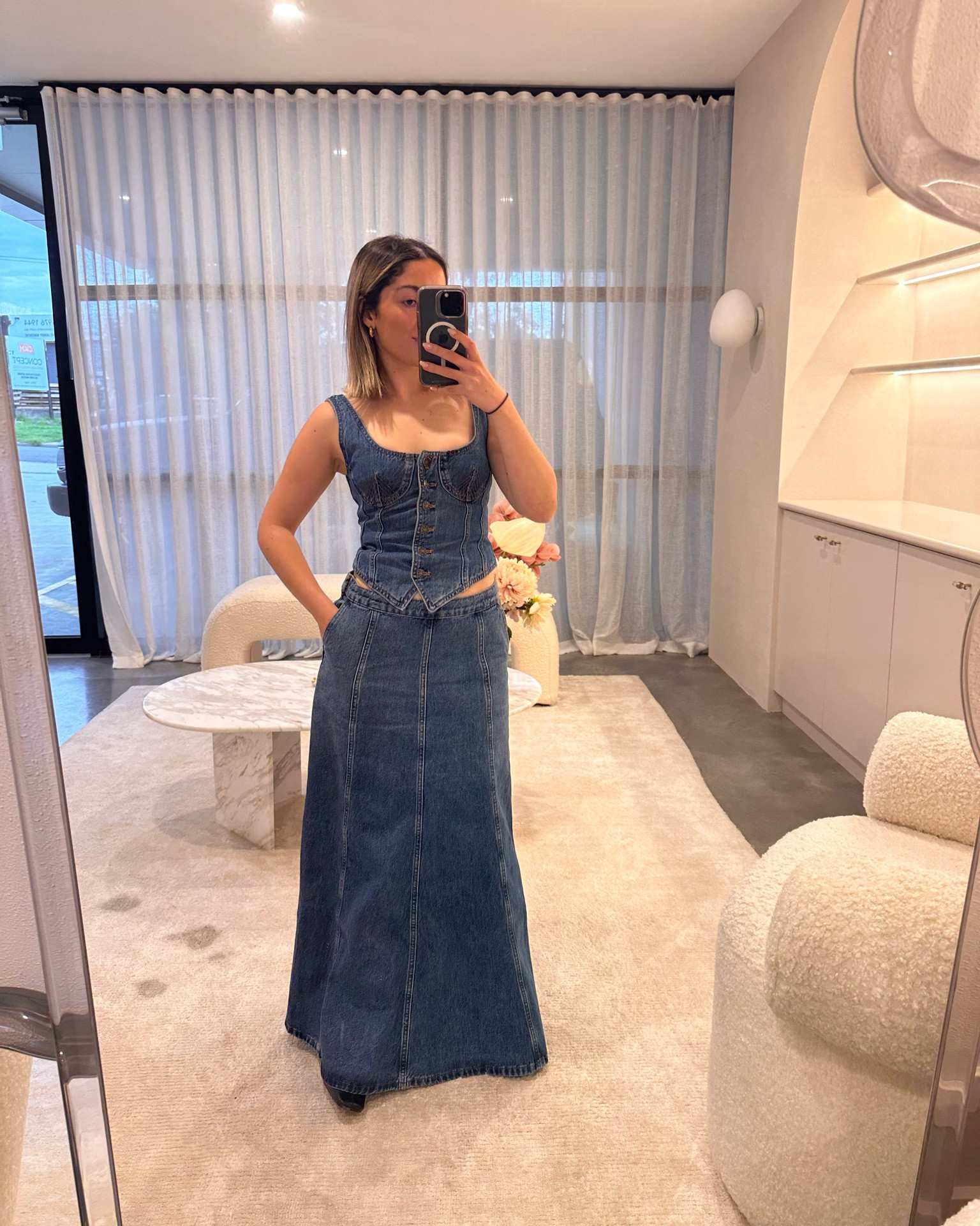 Denim on denim always 😮‍💨😮‍💨😮‍💨 
Perfect for your 4’11 girlie x 

#LTKFind #LTKSeasonal #LTKaustralia