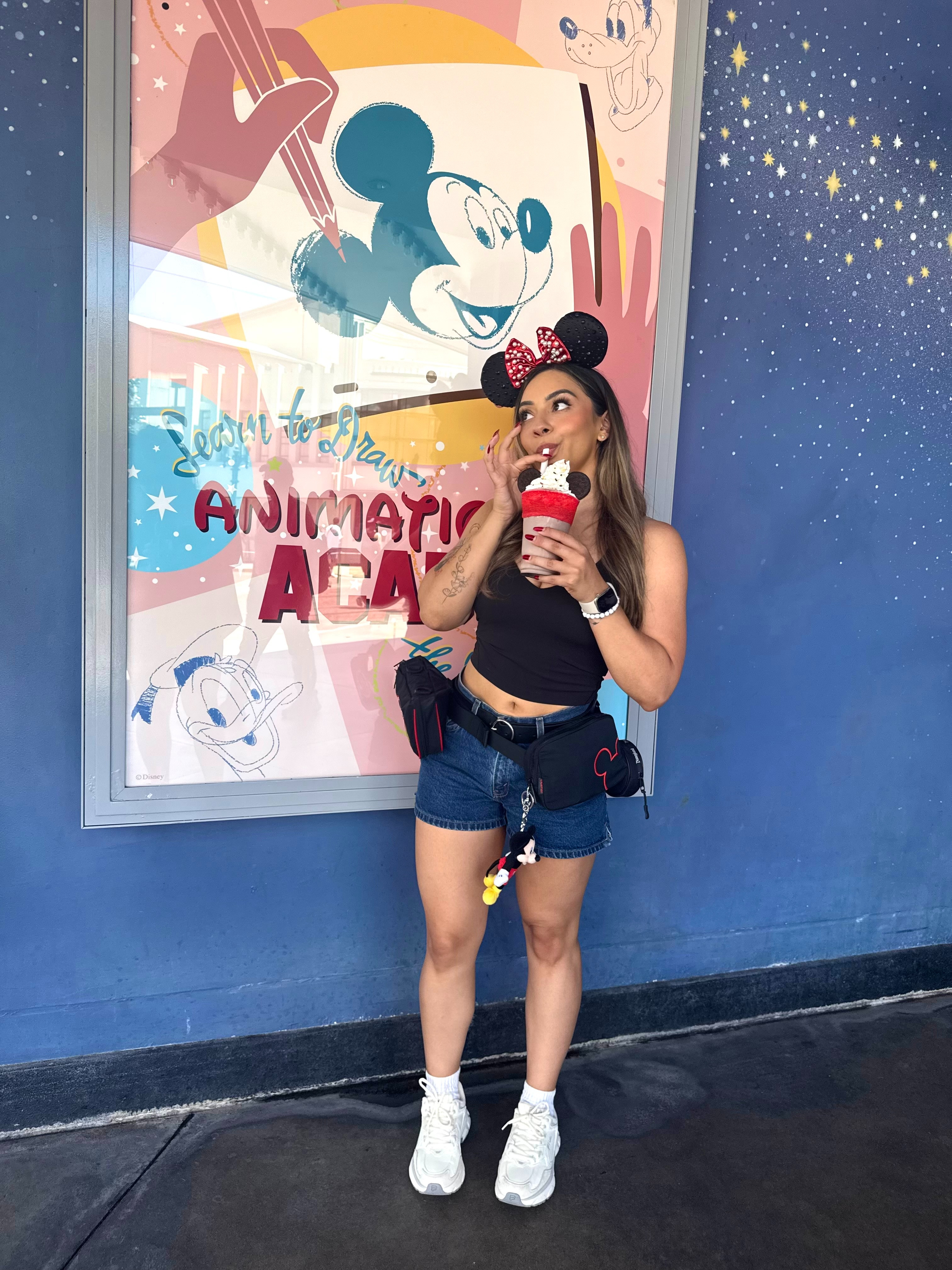Disney x Lululemon
align top and belt bag  

 