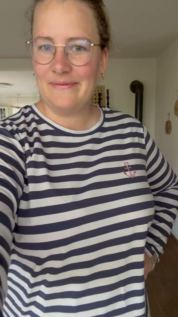 Gestreiftes Langarmshirt

#LTKdeutschland #LTKsummer #LTKstyletip