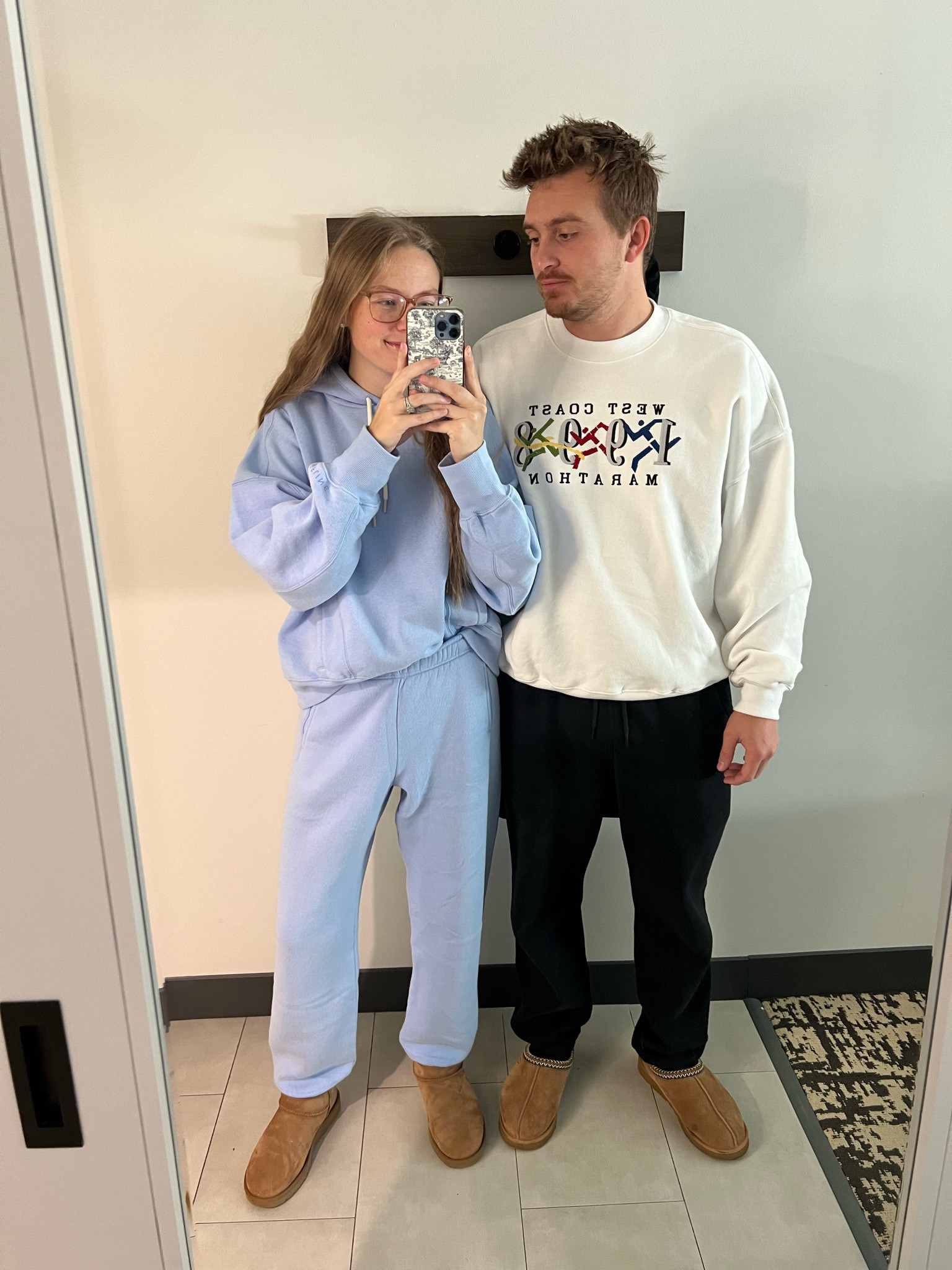 His & hers travel fit of the day🙌🏻 I am loving this set from Aerie & some colors are on major sale right now!!

#ltk #ltkcreator #aeriefinds #matchingset #comfyset

#LTKTravel #LTKMens #LTKGiftGuide
