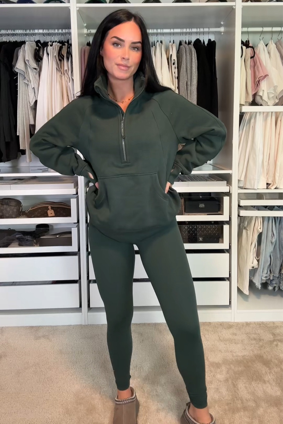 Size xs/s top size 4 leggings 

#LTKSaleAlert #LTKShoeCrush #LTKFindsUnder100