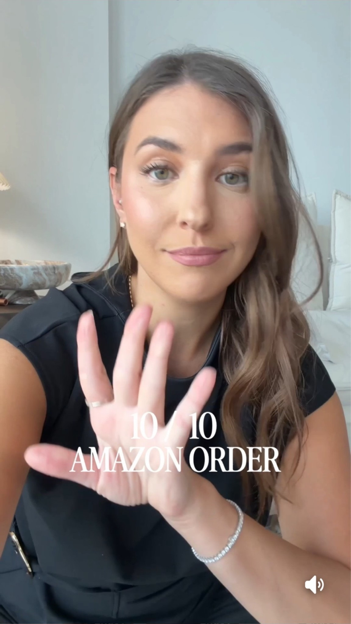 the amazon find i immediately ordered in another color 🖤

amazon fashion finds, amazon must haves, elevated basics, casual chic outfit, affordable fashion, everyday outfit ideas, minimalist style, capsule wardrobe staples, amazon clothing haul, effortless style

#LTKMidsize #LTKTall #LTKSeasonal
