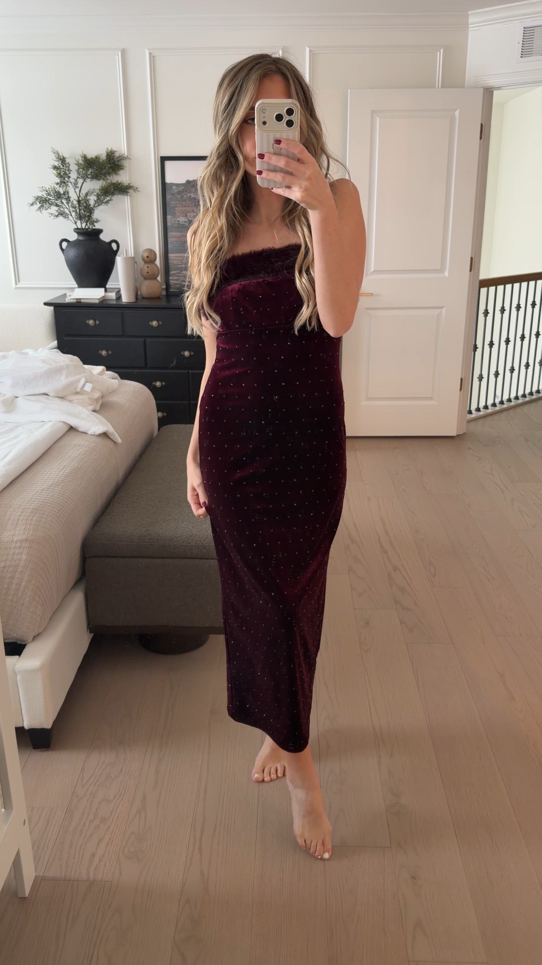 Zara holiday dress, Zara outfit , burgundy dress 

#LTKHoliday #LTKgrwm #LTKootd