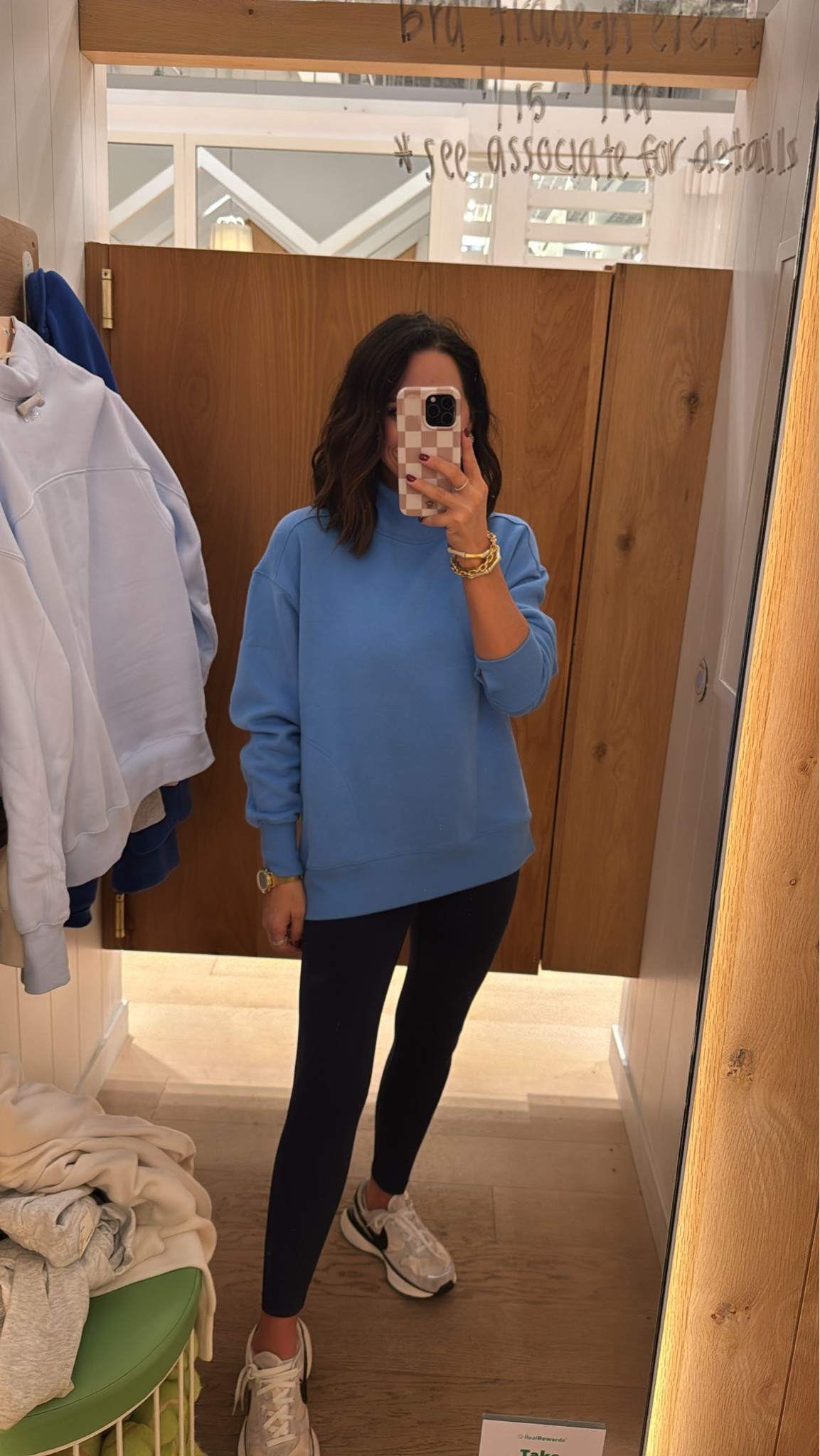 The softest leggings and crewneck! The blue color is so pretty!! Definitely the perfect on the go outfit. 

Women’s fashion affordable winter wear soft leggings blue long sleeves cute finds mom must haves cute everyday wear warm clothes Vintage Pickin 

#LTKSeasonal #LTKdayinmylife #LTKootd