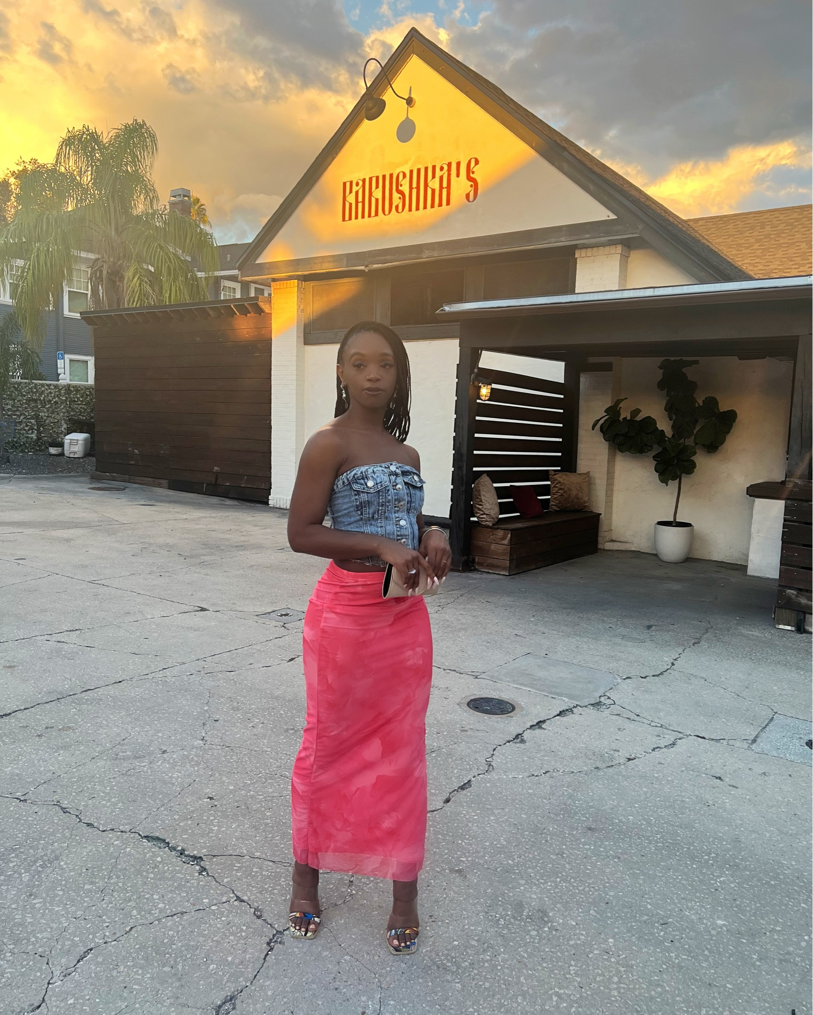 Date Night Look 🤍 Denim + Maxi Skirt 

I needed a cute but comfy look to close out my birthday weekend and this was perfect! 😍 Highly recommended!

#LTKStyleTip #LTKBeauty #LTKParties