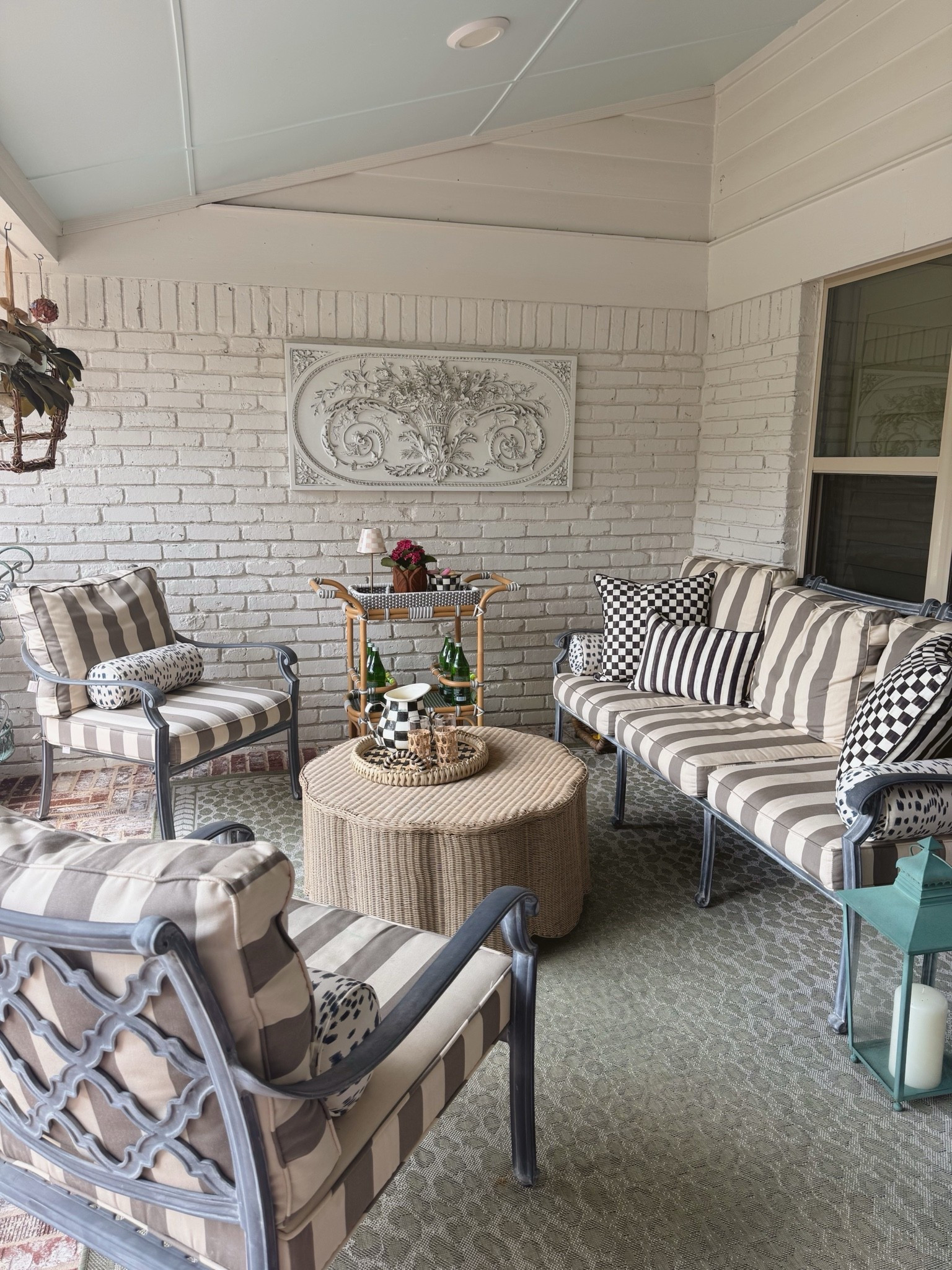 This @wayfair patio cart! #ad #wayfair #wayfairpartner #wishyouwerehere #outdoor