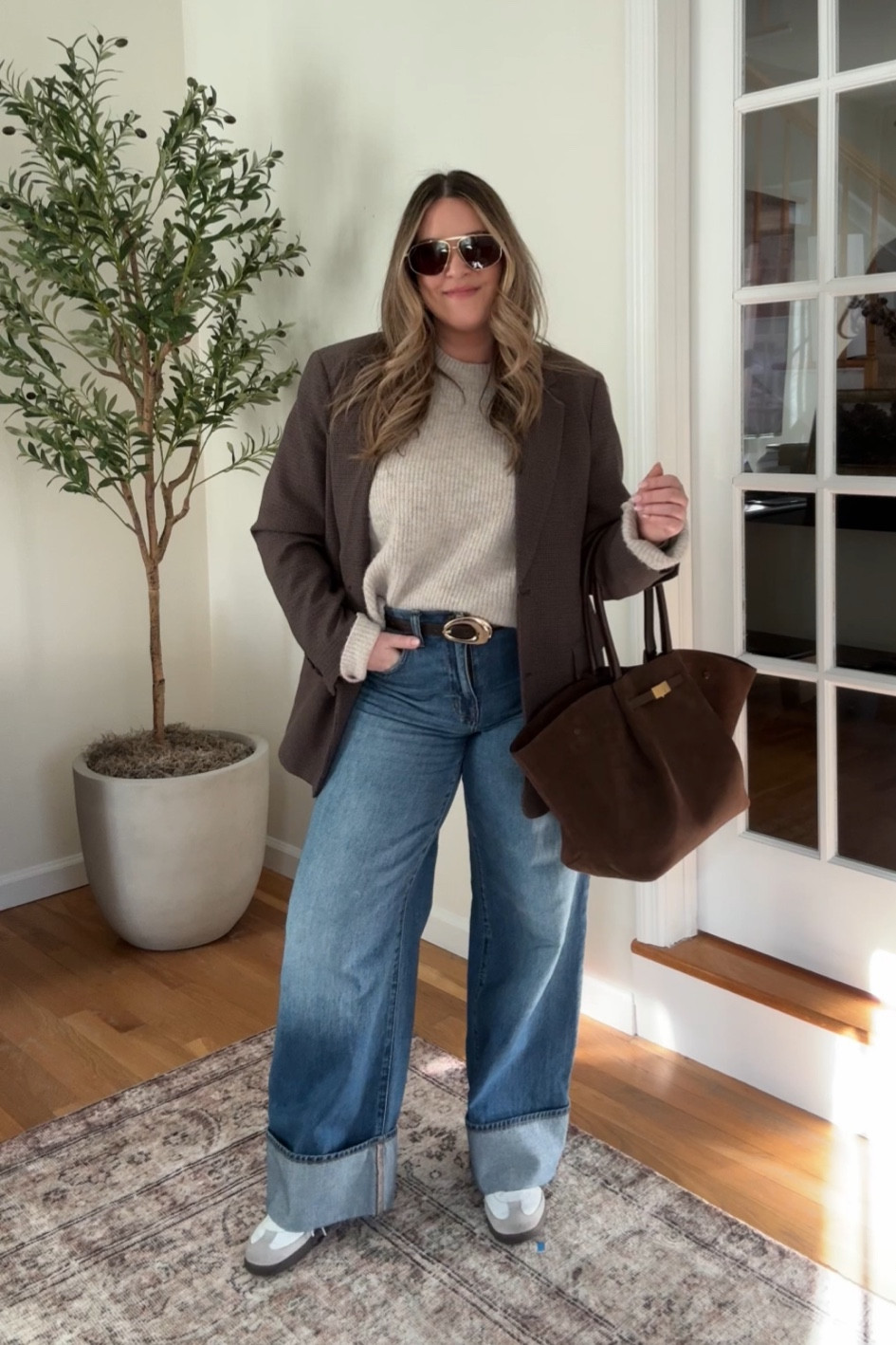 Styling a classic blazer: casual 〰️winter outfits, blazer outfit, winter outfit idea, casual winter outfit, winter work outfit, workwear outfit winter, cuffed jeans outfit

#LTKStyleTip #LTKSeasonal