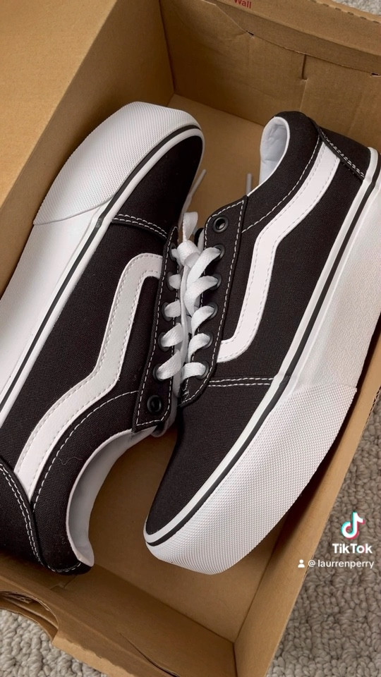 Top Fall Shoe Choices 

#LTKshoecrush #LTKBacktoSchool #LTKstyletip