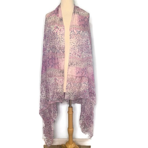 Gorgeous Pink Featherweight 100% Superfine Silk Animal Print Scarf Wrap | Poshmark