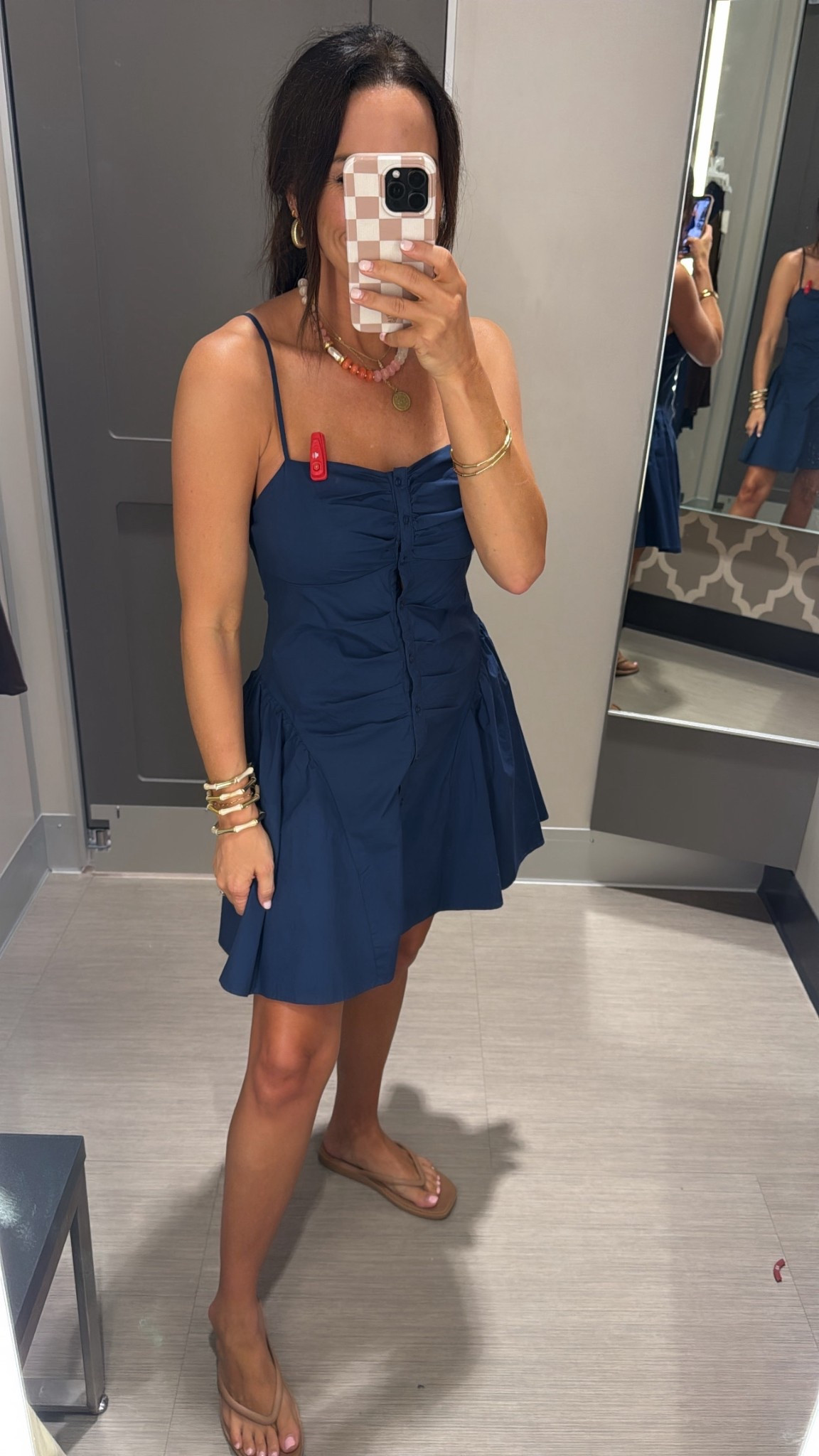 Y’all this poplin mini dress from Target is so comfortable, the material is lightweight and breathable. You can style it with cute flat sandals and lounge by the pool this summer!



Summer fashion  poplin dress  Target




#LTKStyleTip #LTKBeauty #LTKSeasonal
