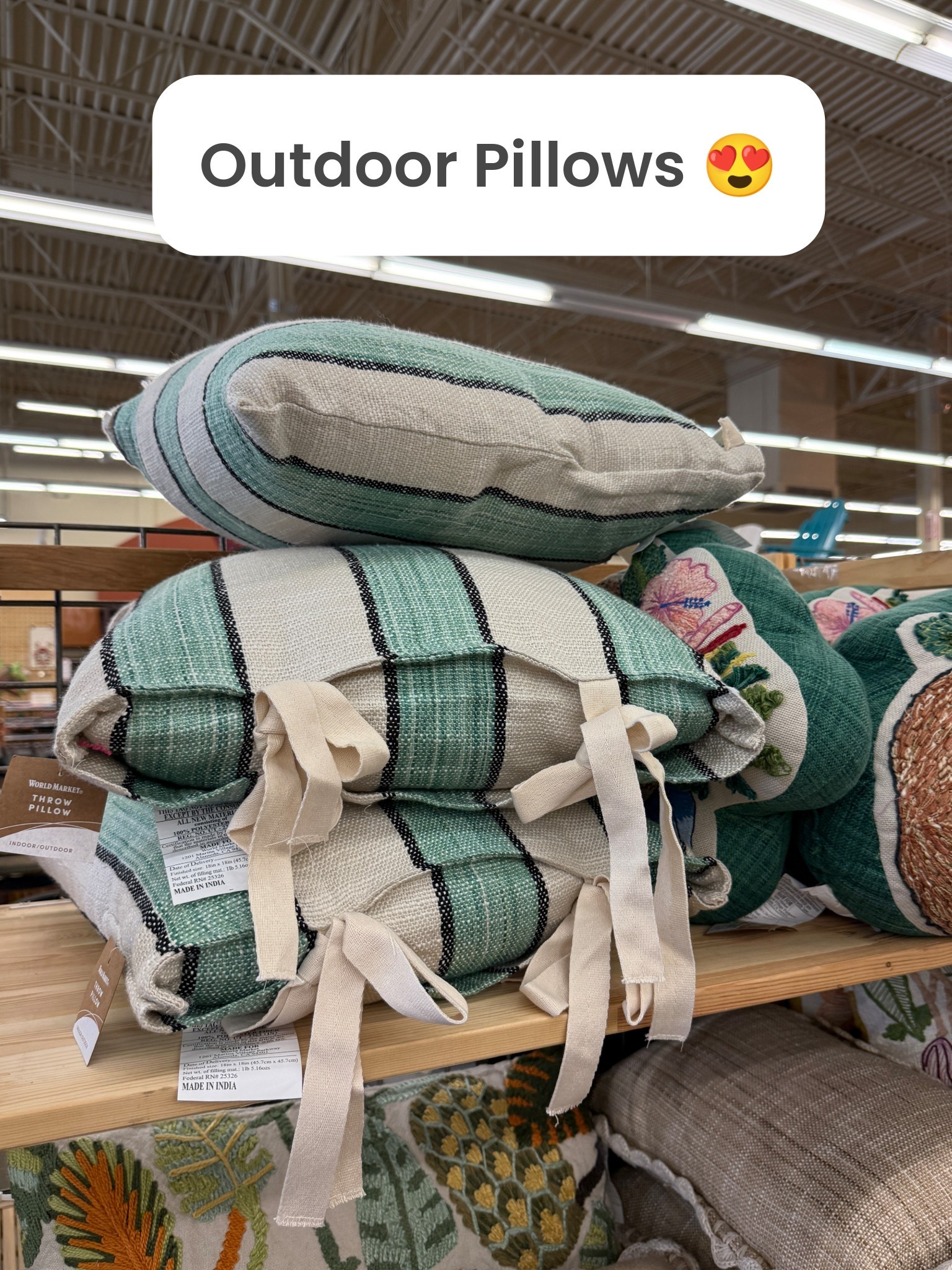 Beautiful outdoor pillows! 😍

#LTKSeasonal #LTKHome