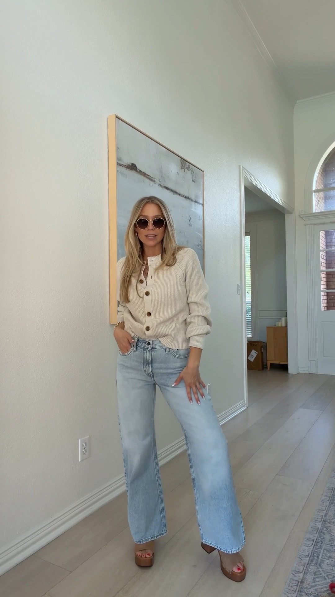 🤍Madewell vibes sweater from Target for under $35 paired with possibly my new favorite jeans! The wash and fit are perfection! 🤍